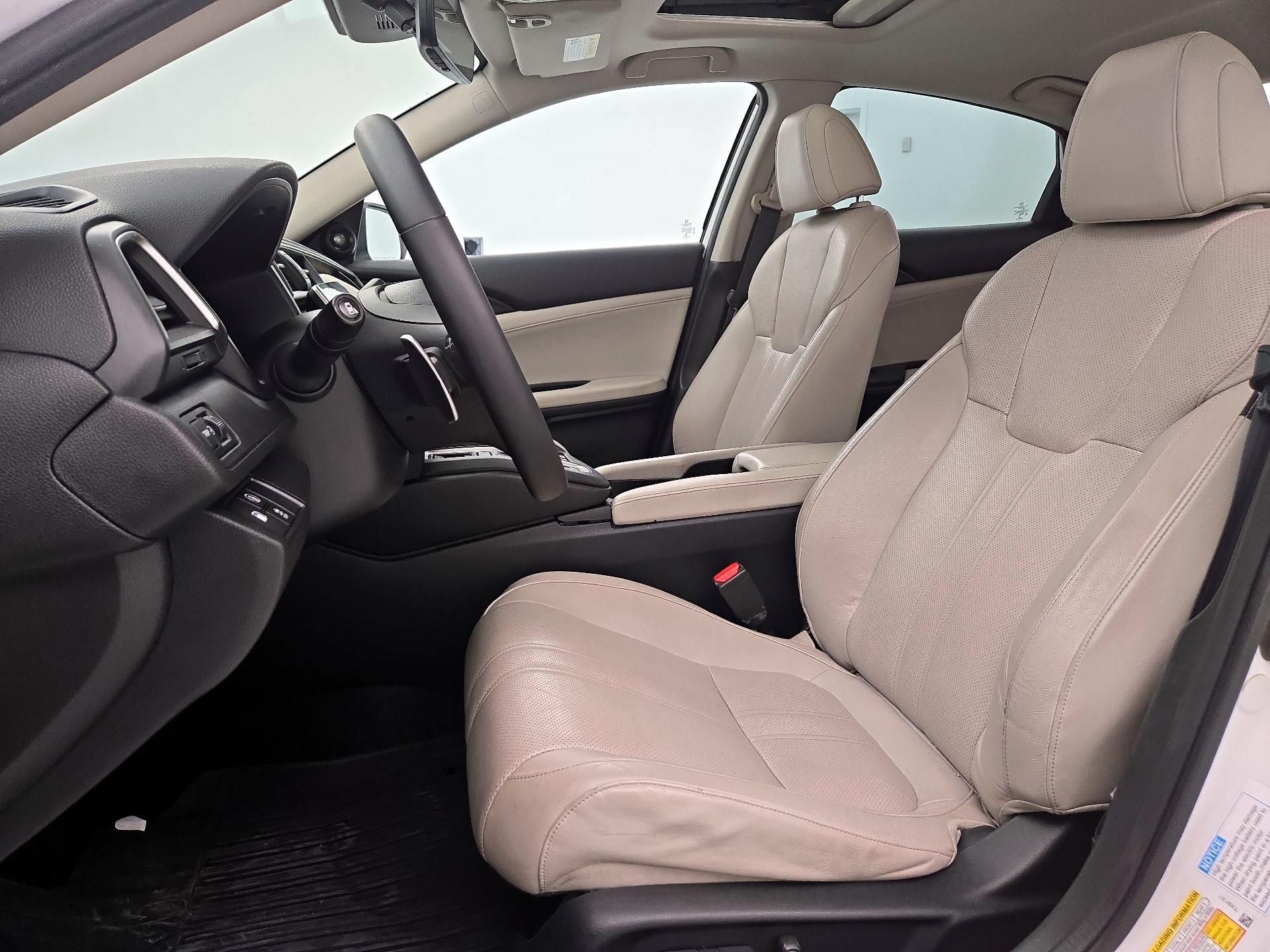 Thumbnail: 2019 Honda Insight - 11