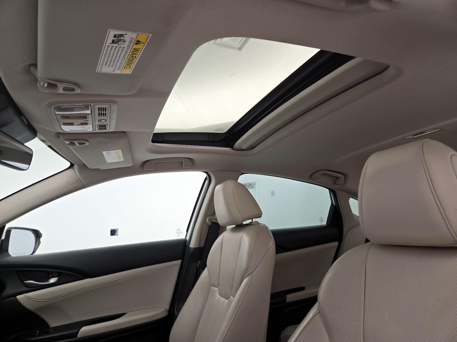Thumbnail: 2019 Honda Insight - 20