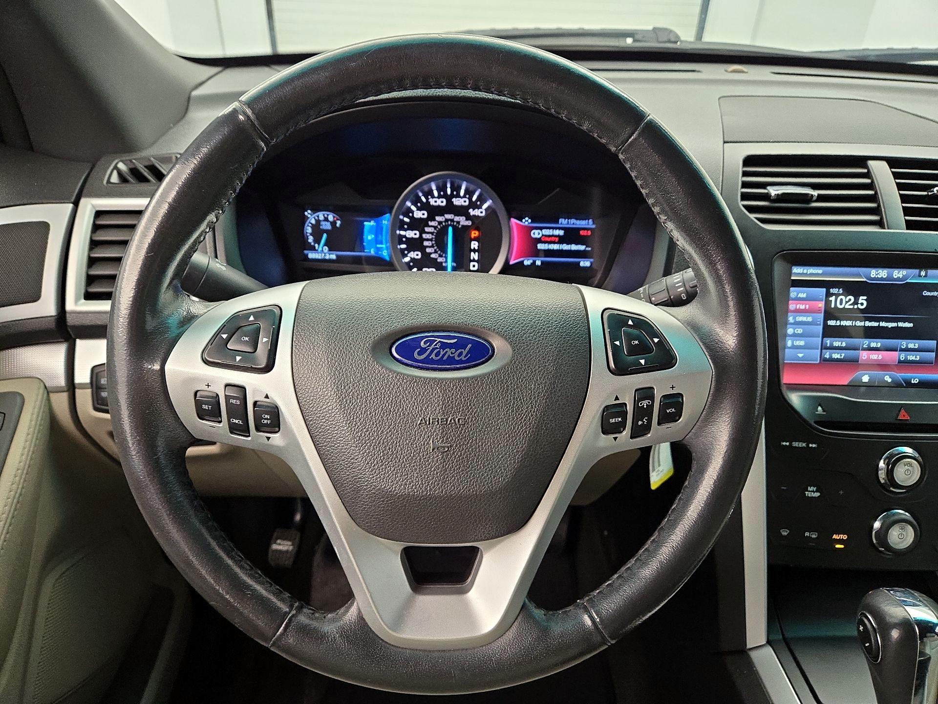 Thumbnail: 2014 Ford Explorer - 10