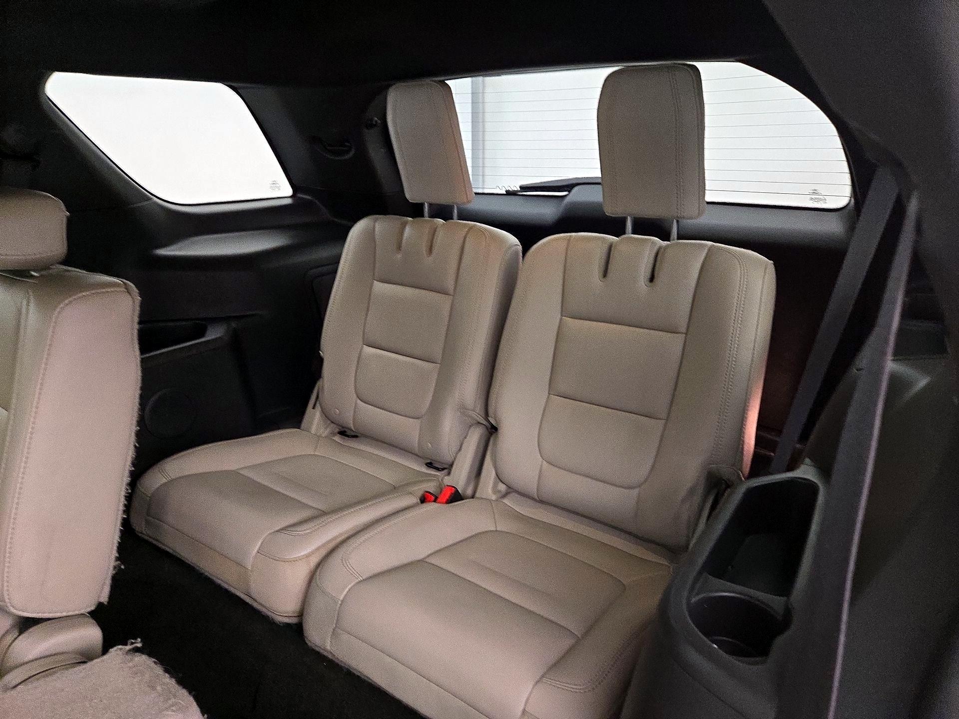Thumbnail: 2014 Ford Explorer - 20