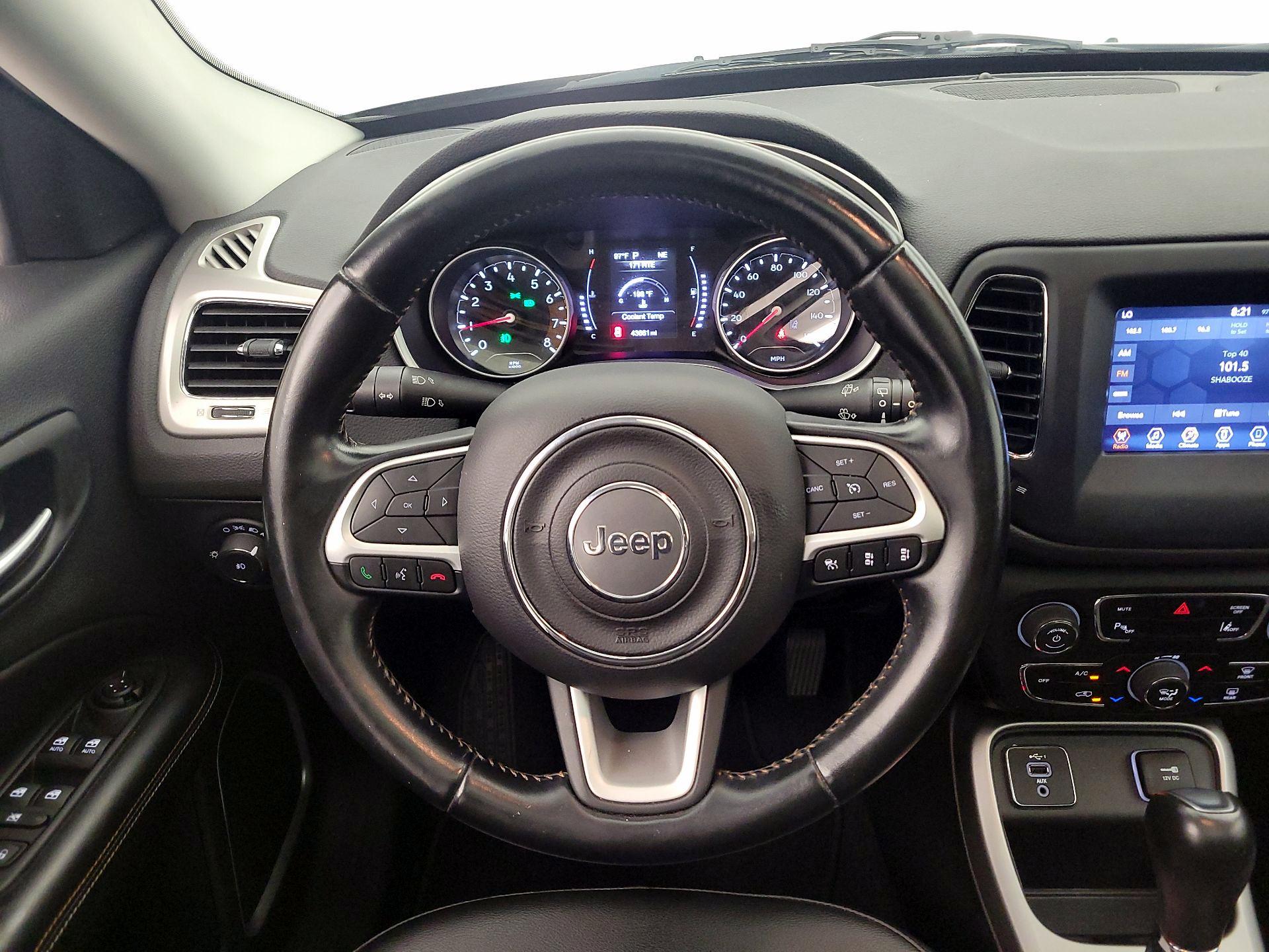 Thumbnail: 2020 Jeep Compass - 10