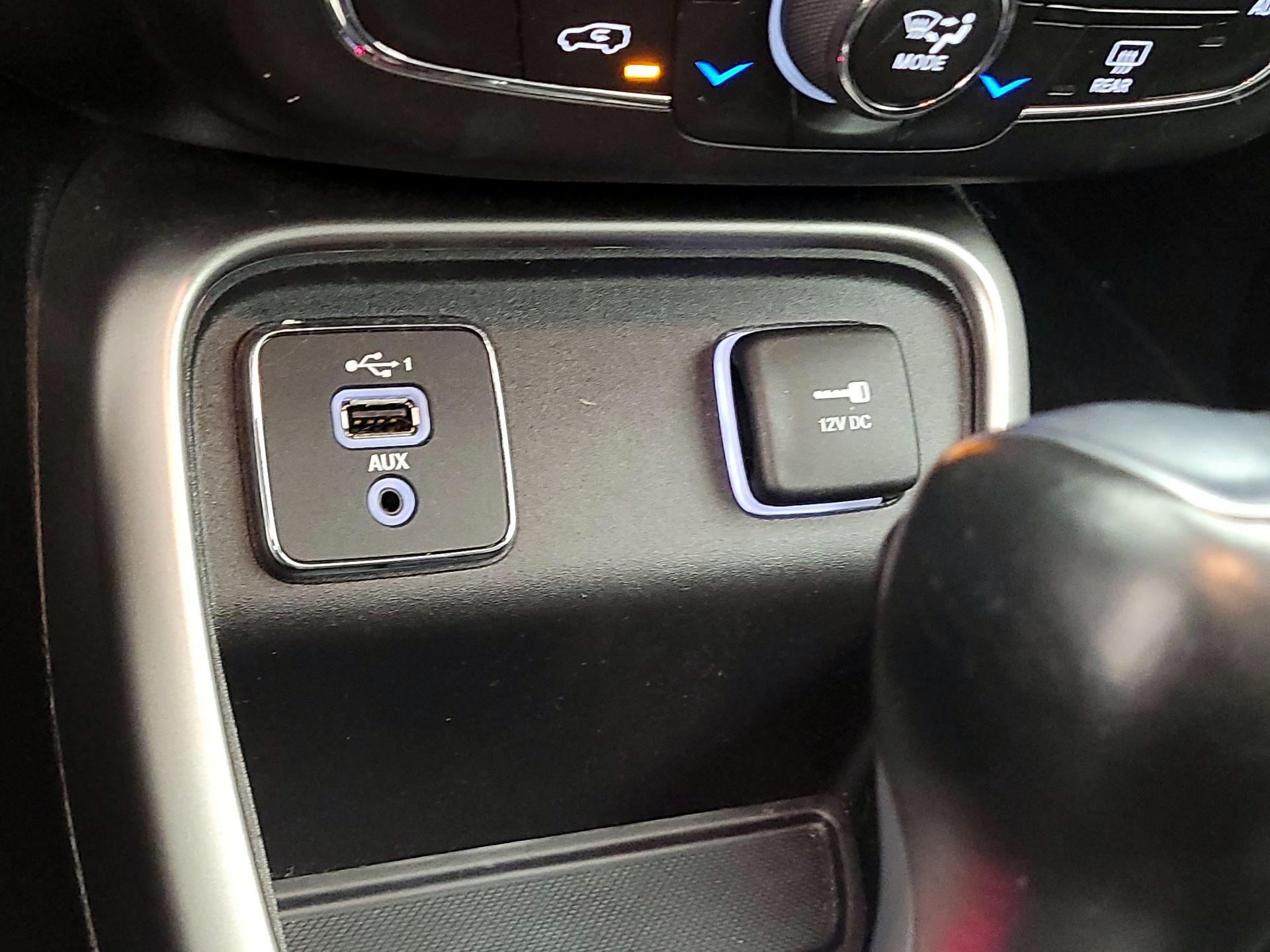 Thumbnail: 2020 Jeep Compass - 18