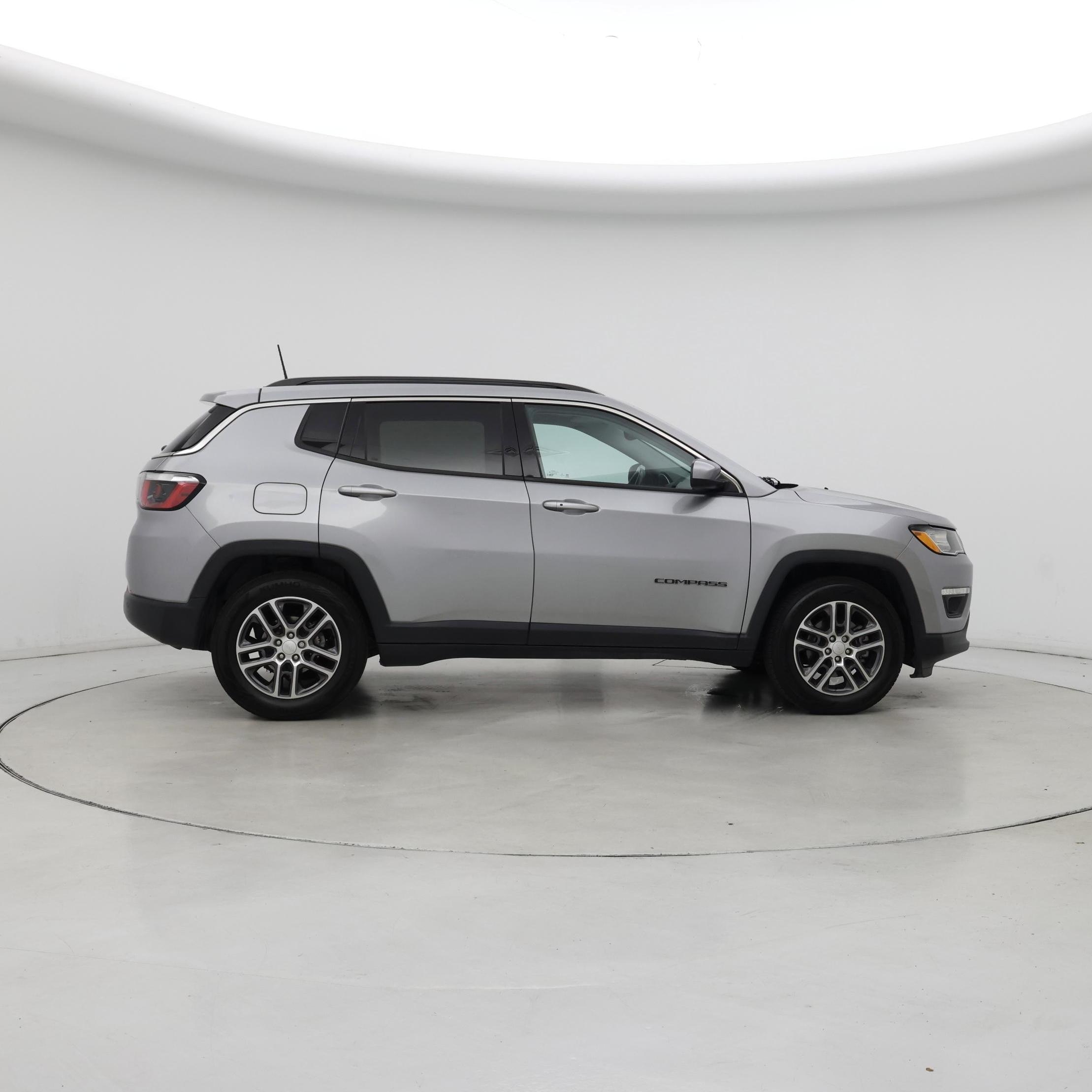 Thumbnail: 2020 Jeep Compass - 7