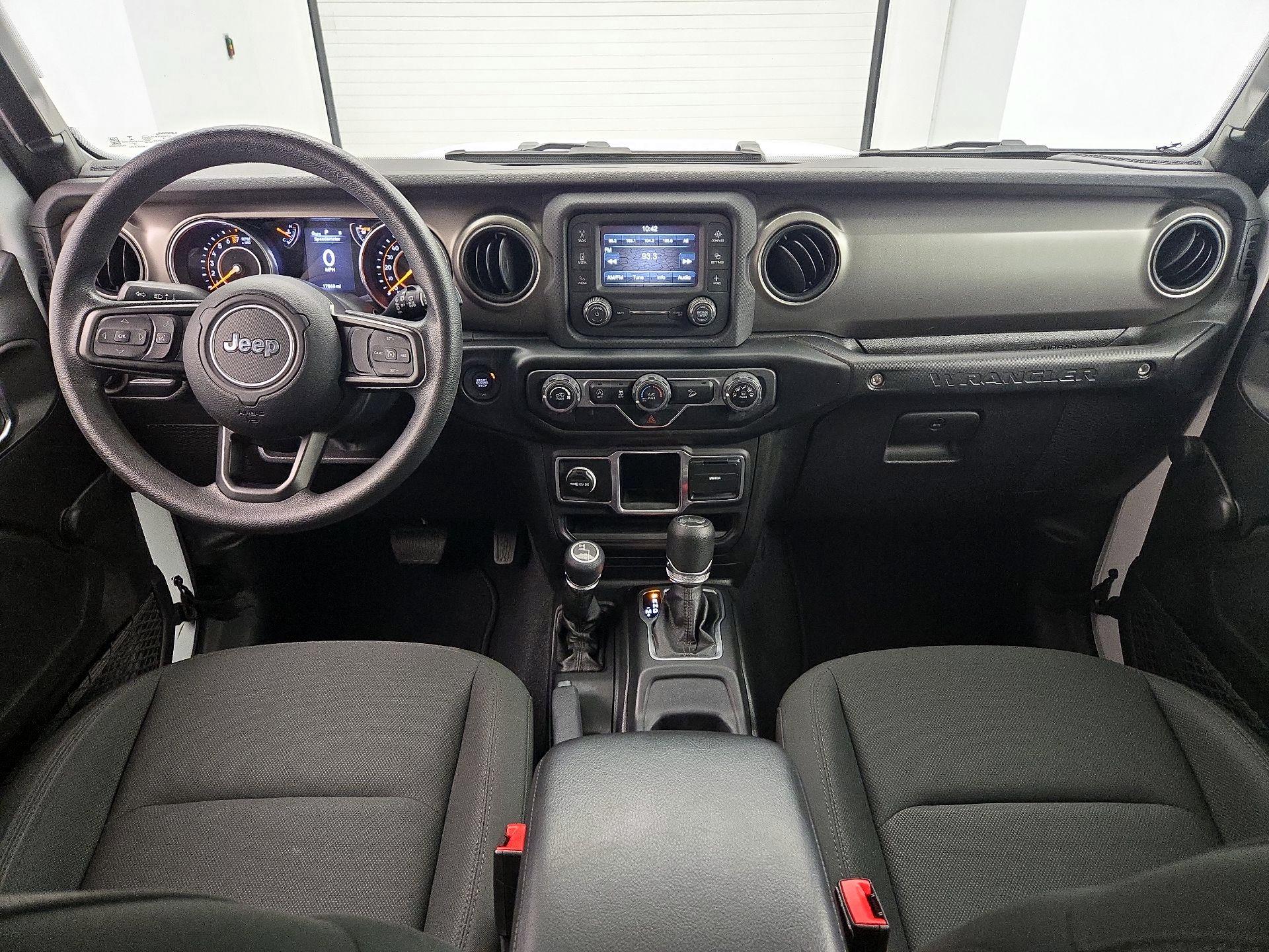 Thumbnail: 2018 Jeep Wrangler - 9
