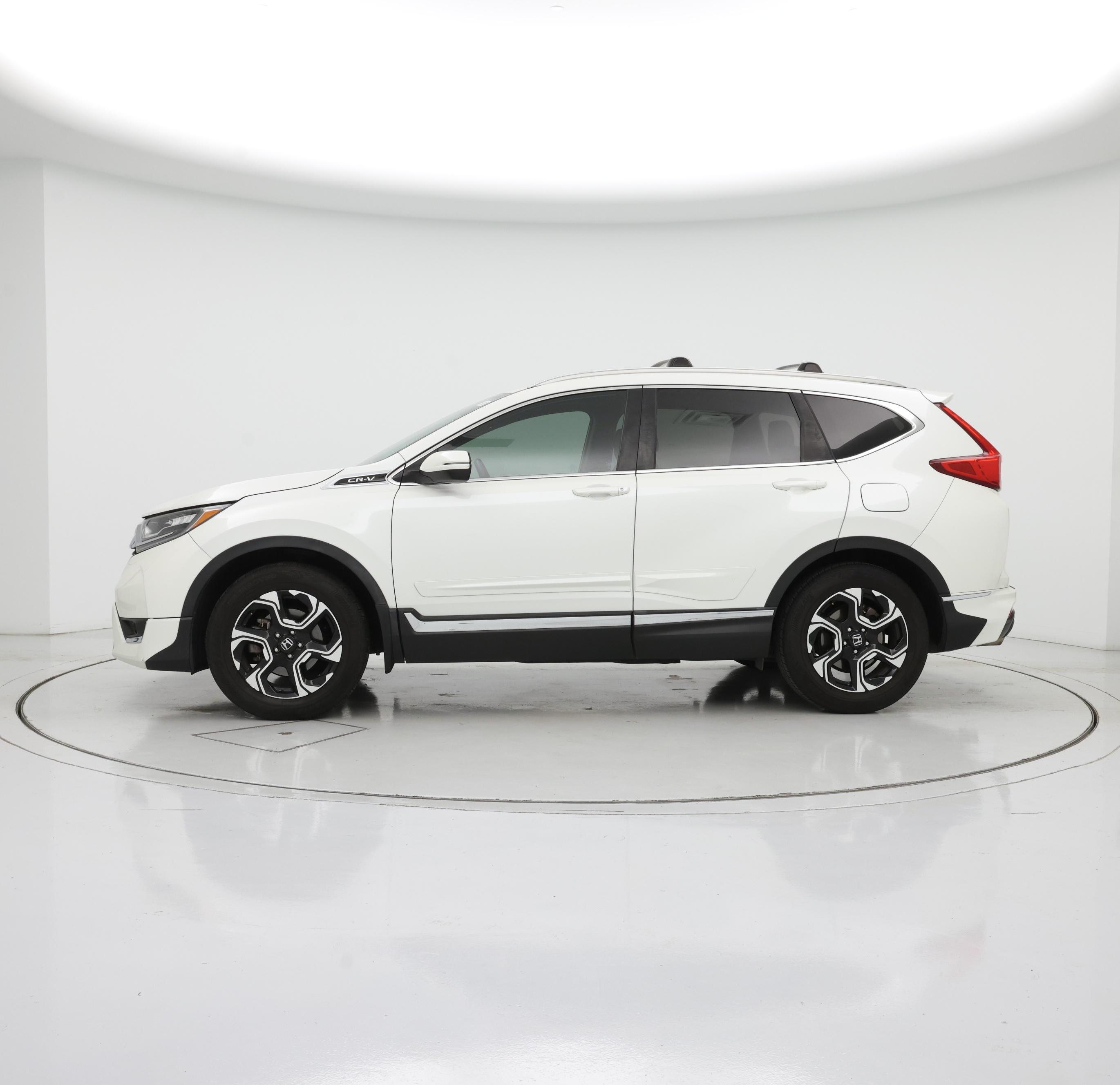 Thumbnail: 2018 Honda CR-V - 3