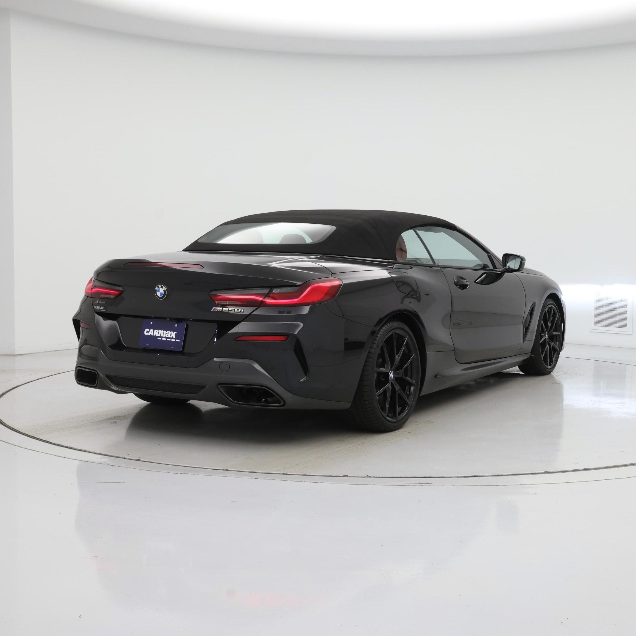 Thumbnail: 2019 BMW 8 Series - 8