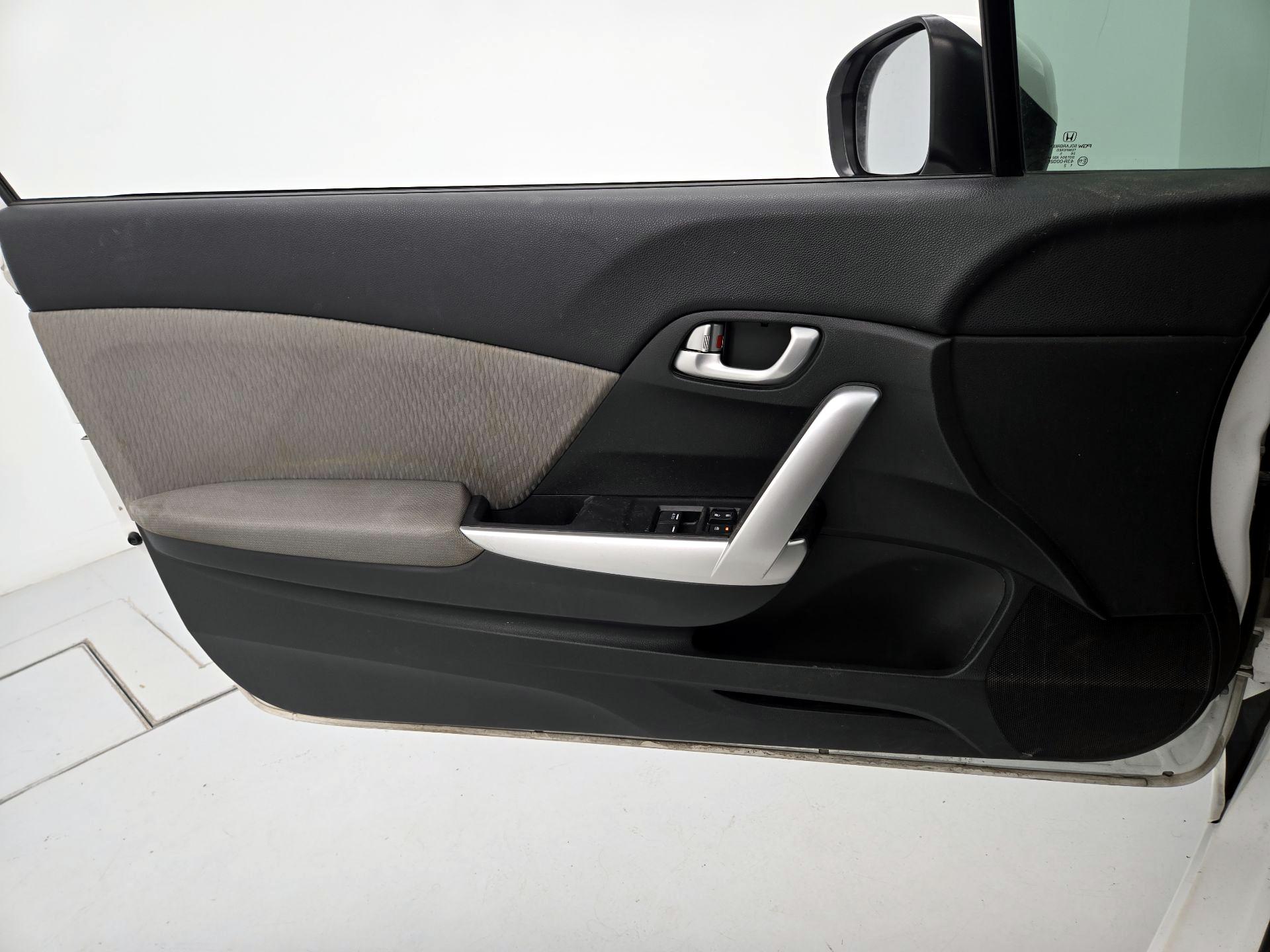 Thumbnail: 2015 Honda Civic - 12