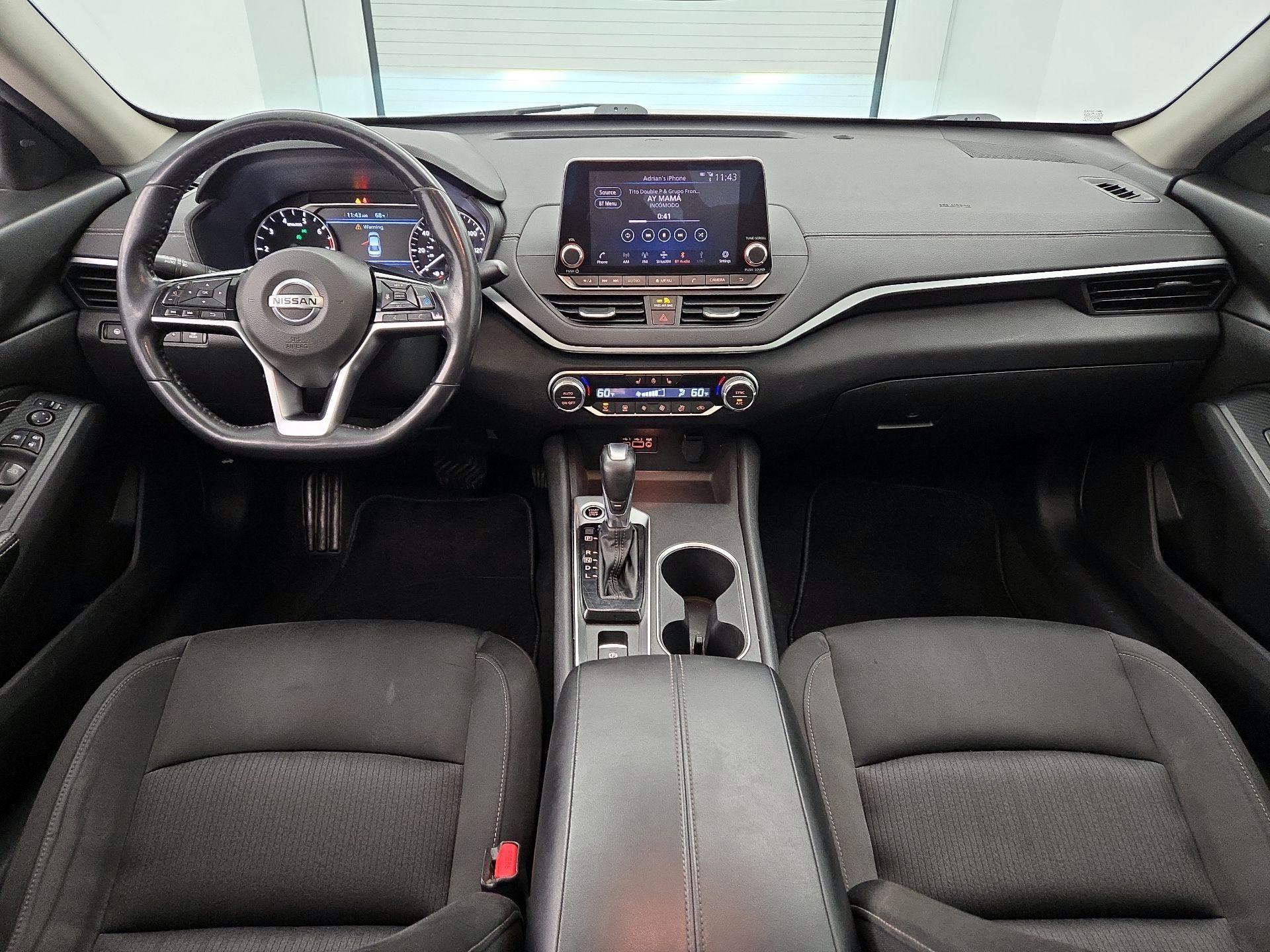 Thumbnail: 2019 Nissan Altima - 9