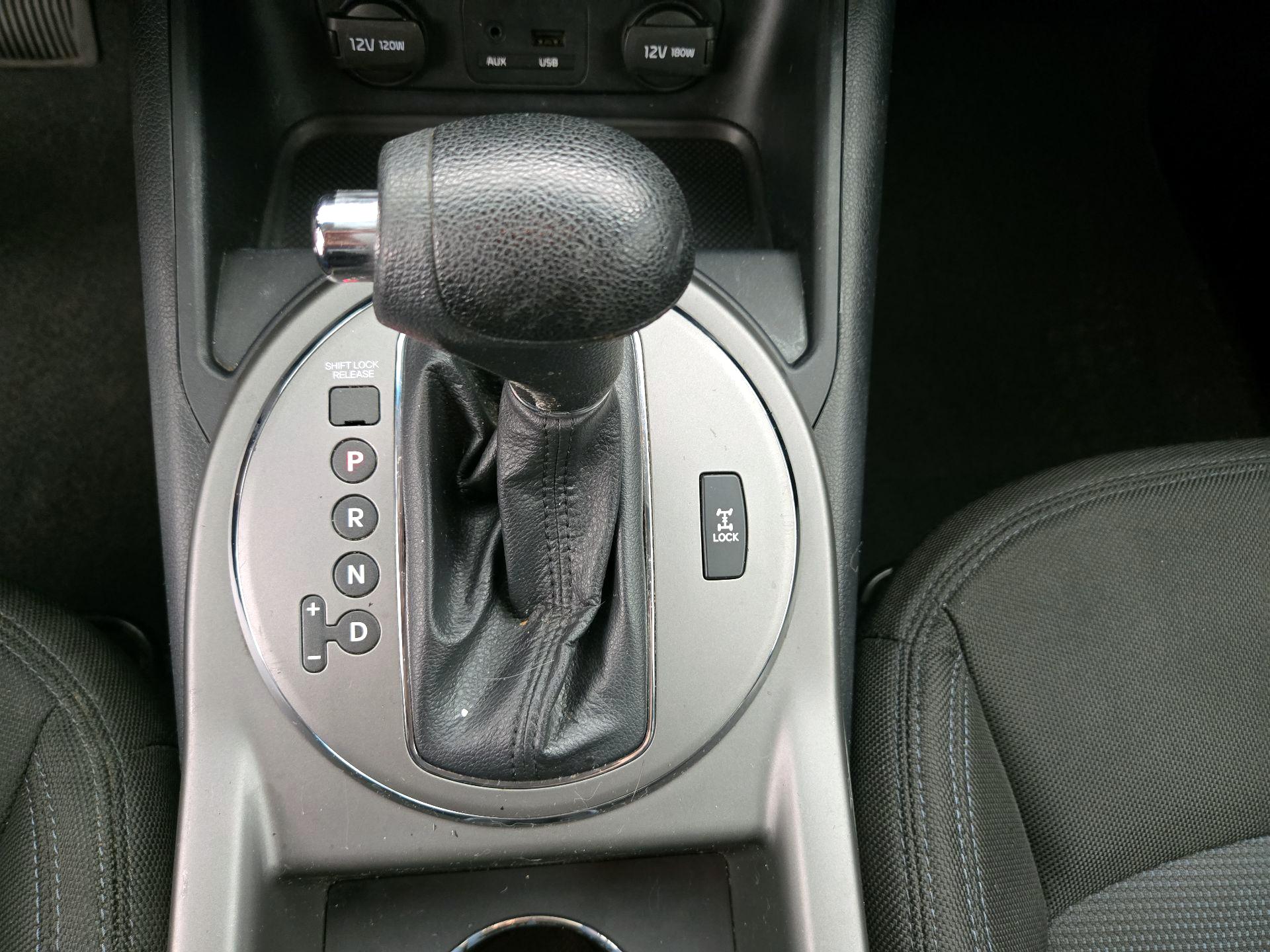 Thumbnail: 2014 Kia Sportage - 16