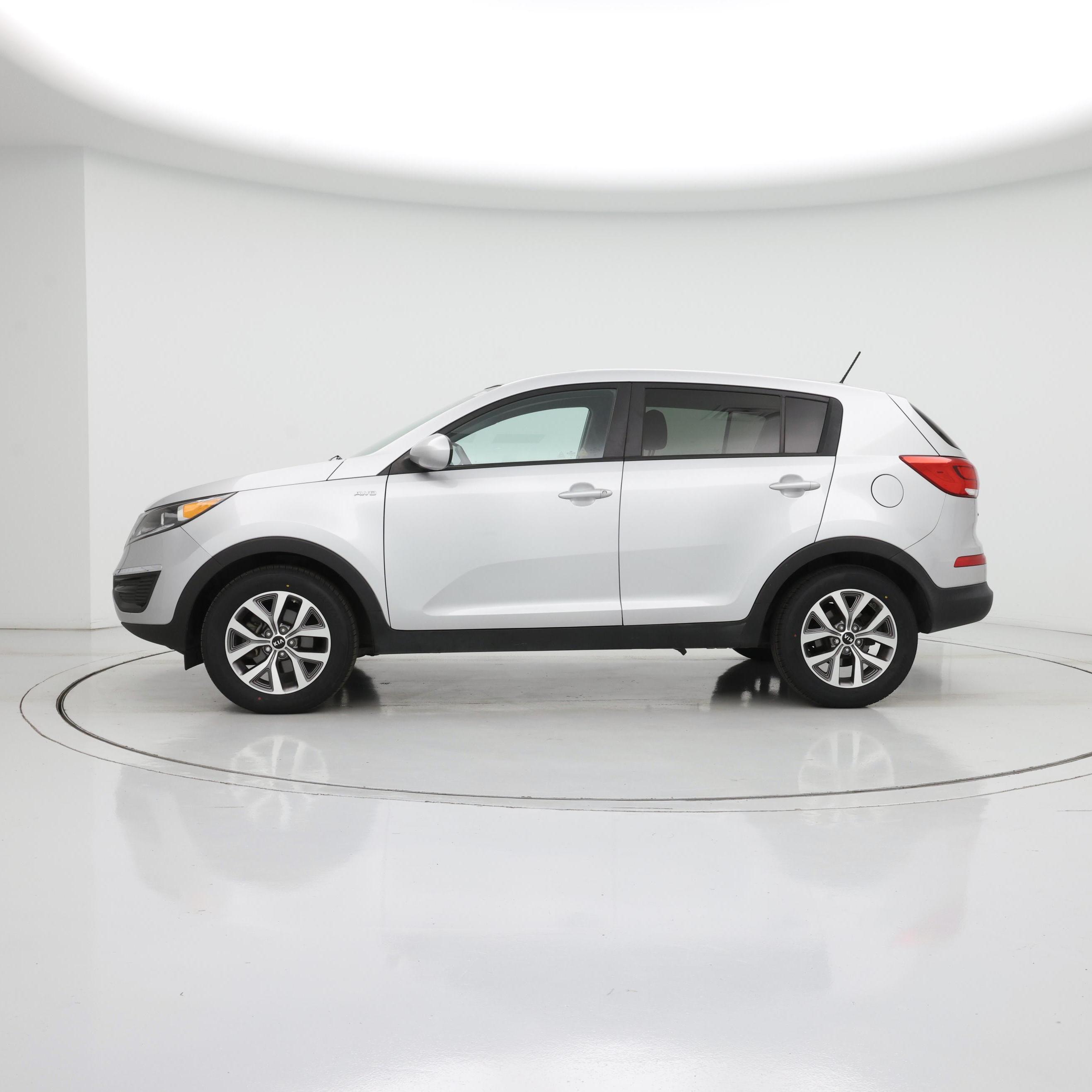 Thumbnail: 2014 Kia Sportage - 3
