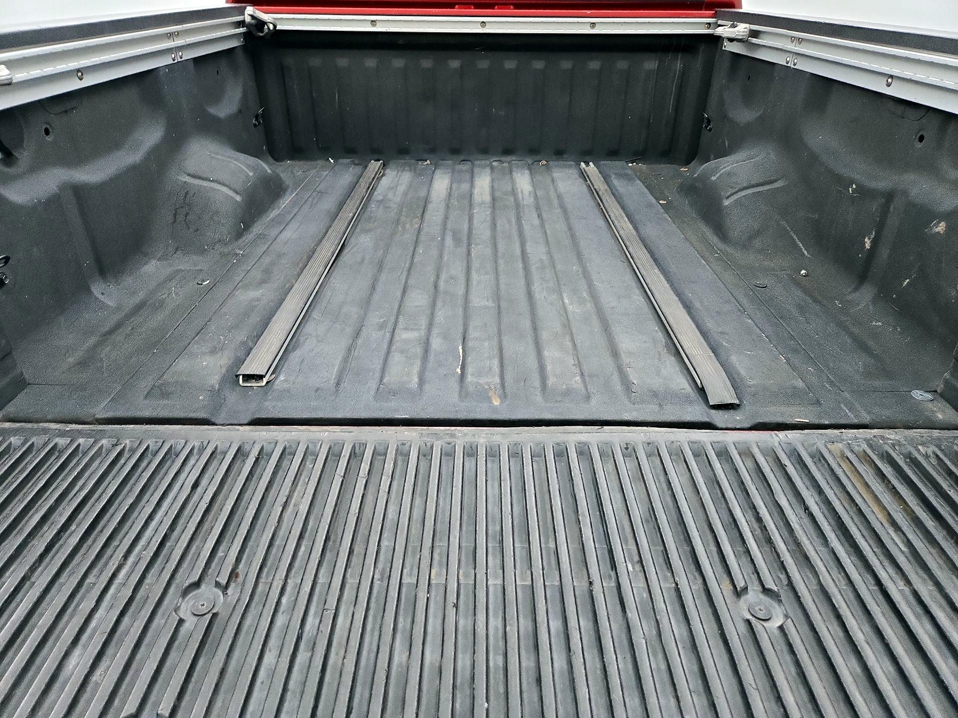 Thumbnail: 2015 Nissan Titan - 20