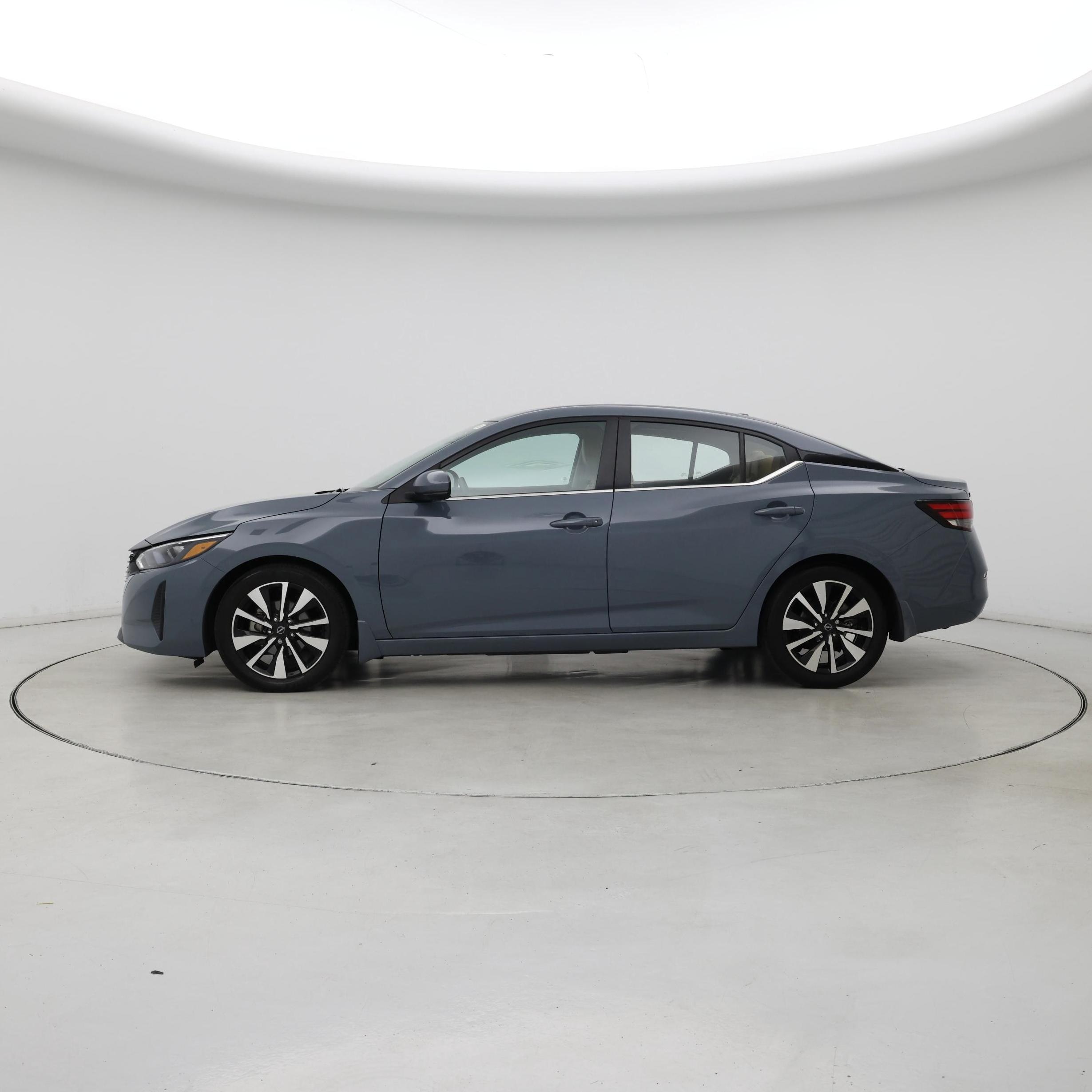 Thumbnail: 2024 Nissan Sentra - 3