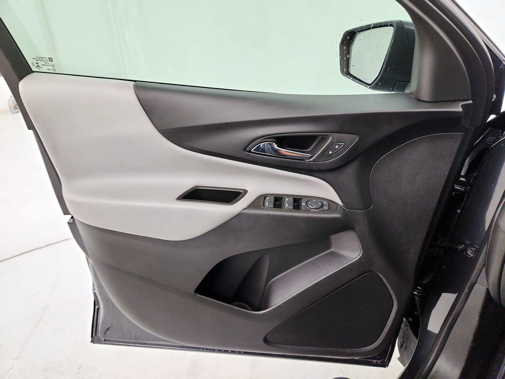 Thumbnail: 2023 Chevrolet Equinox - 12