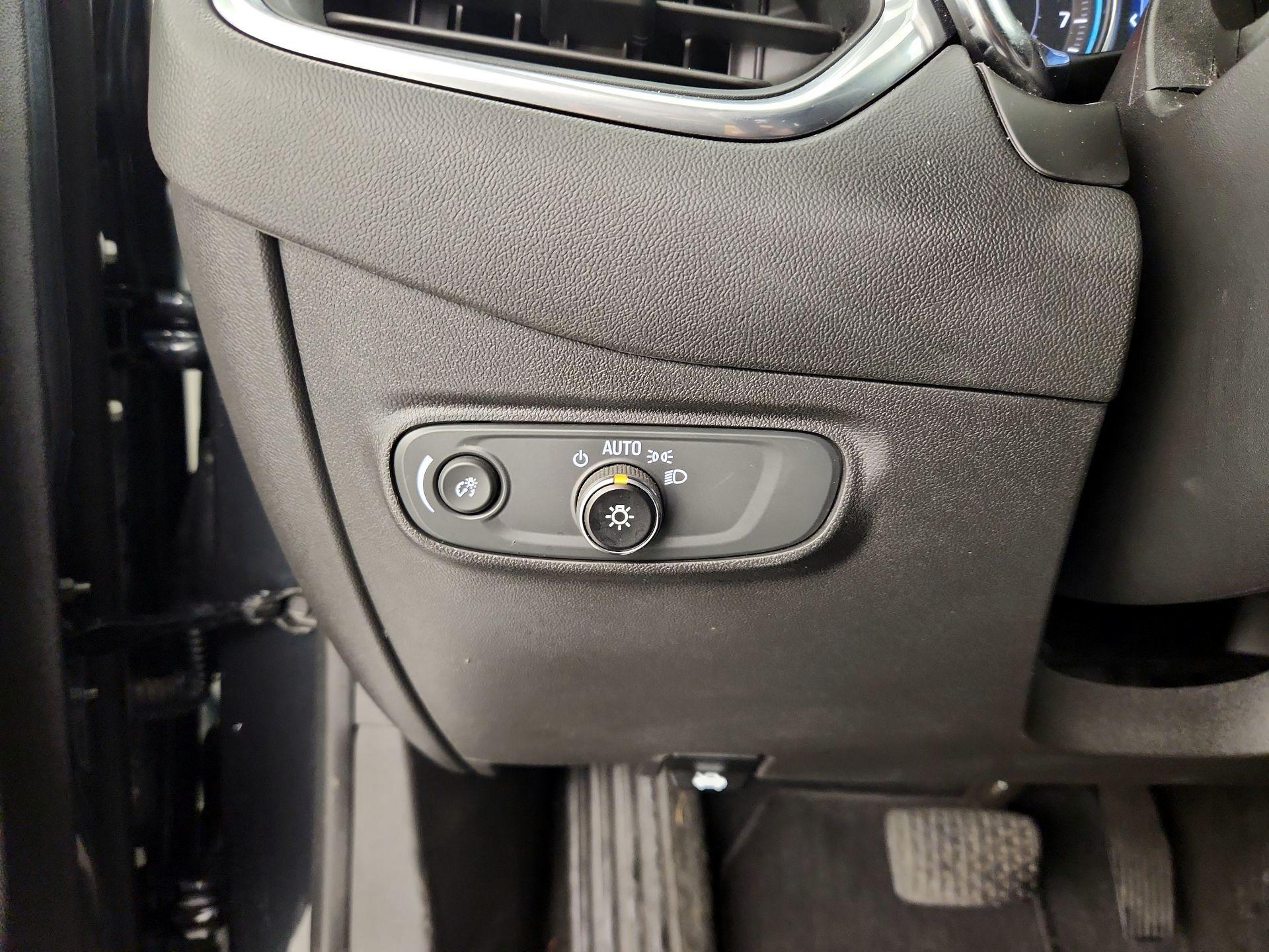 Thumbnail: 2023 Chevrolet Equinox - 13