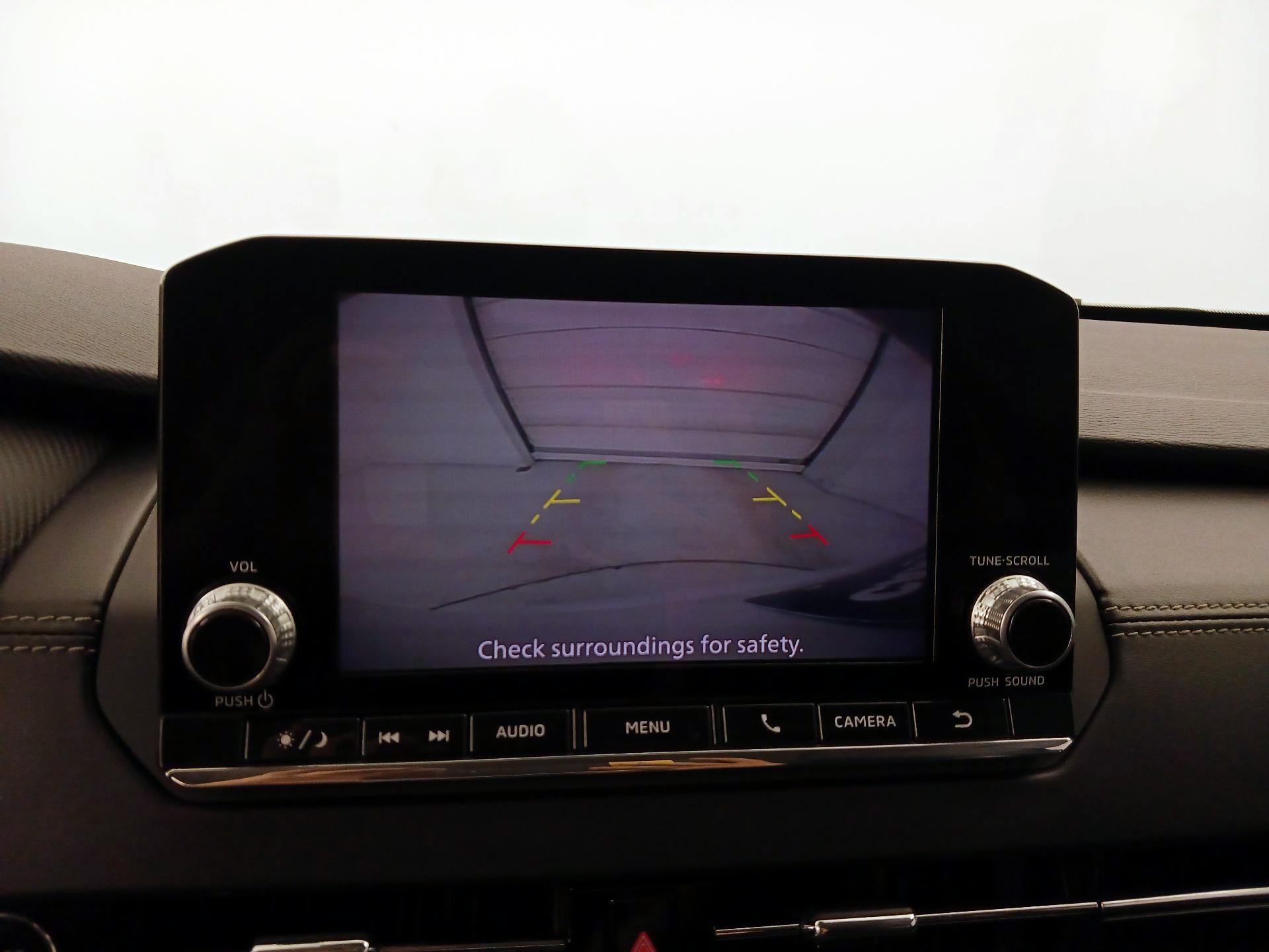 Thumbnail: 2022 Mitsubishi Outlander - 15