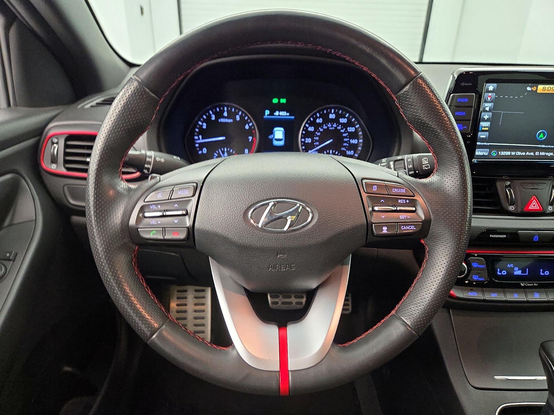 Thumbnail: 2018 Hyundai Elantra - 10