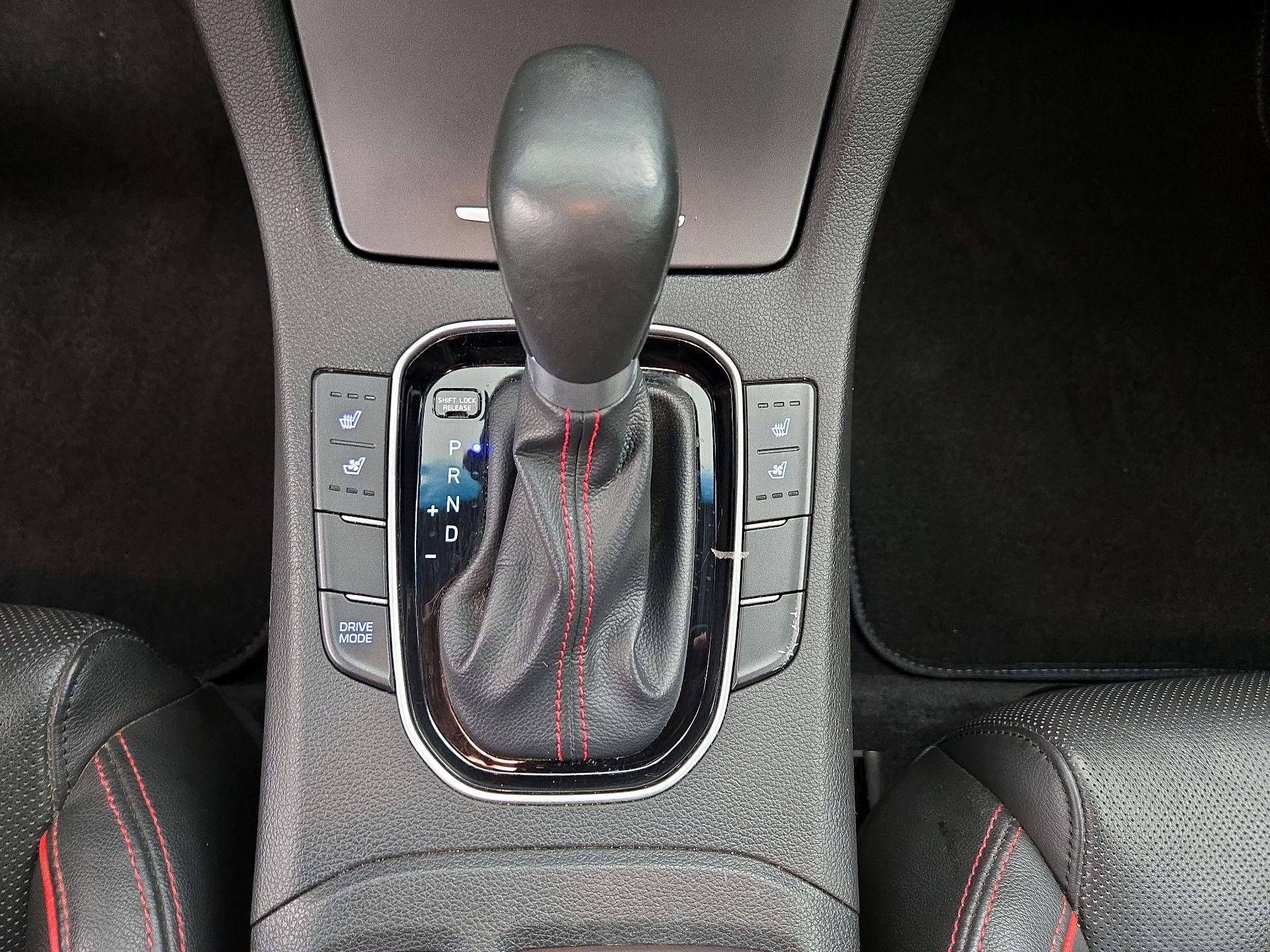 Thumbnail: 2018 Hyundai Elantra - 18