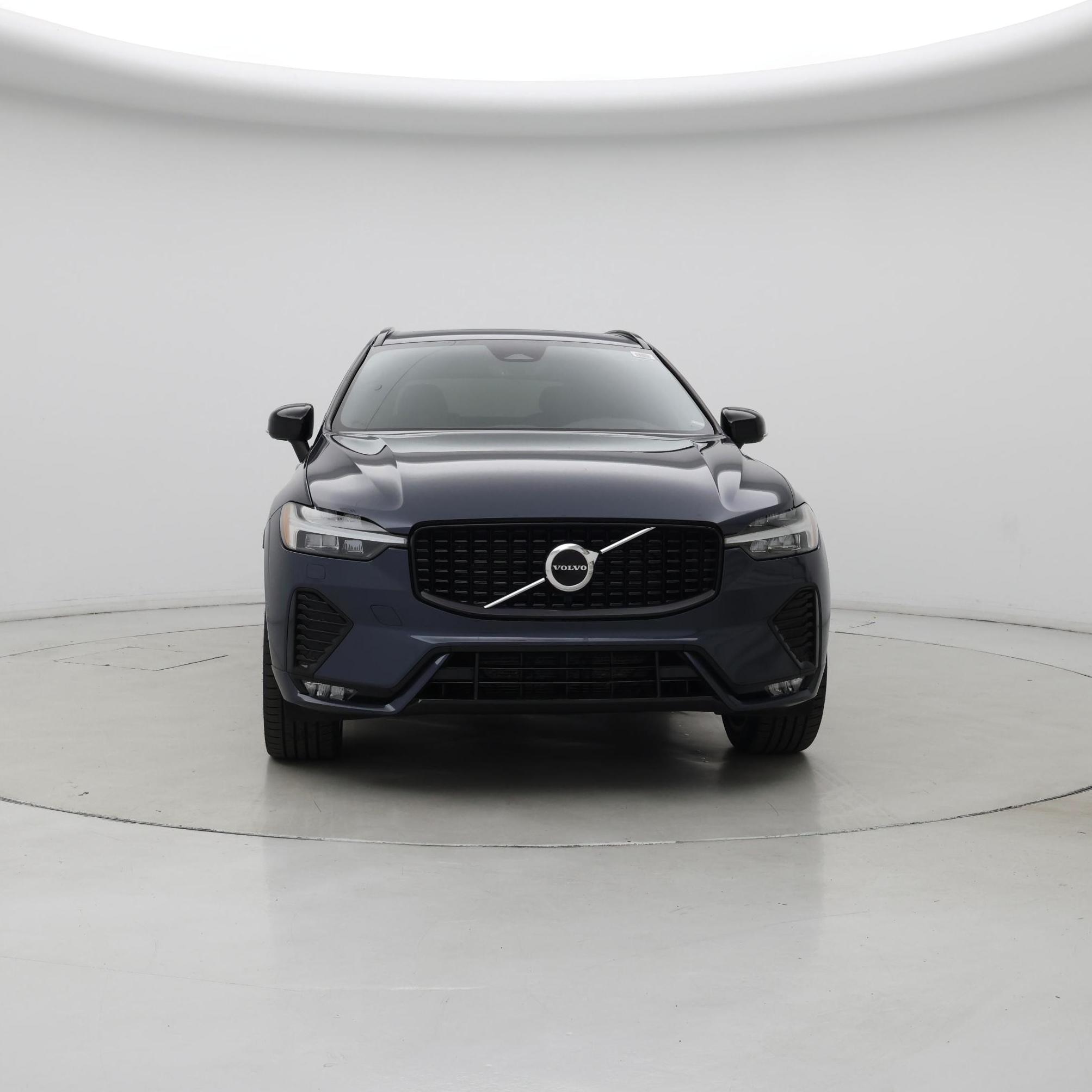 Thumbnail: 2022 Volvo XC60 - 5