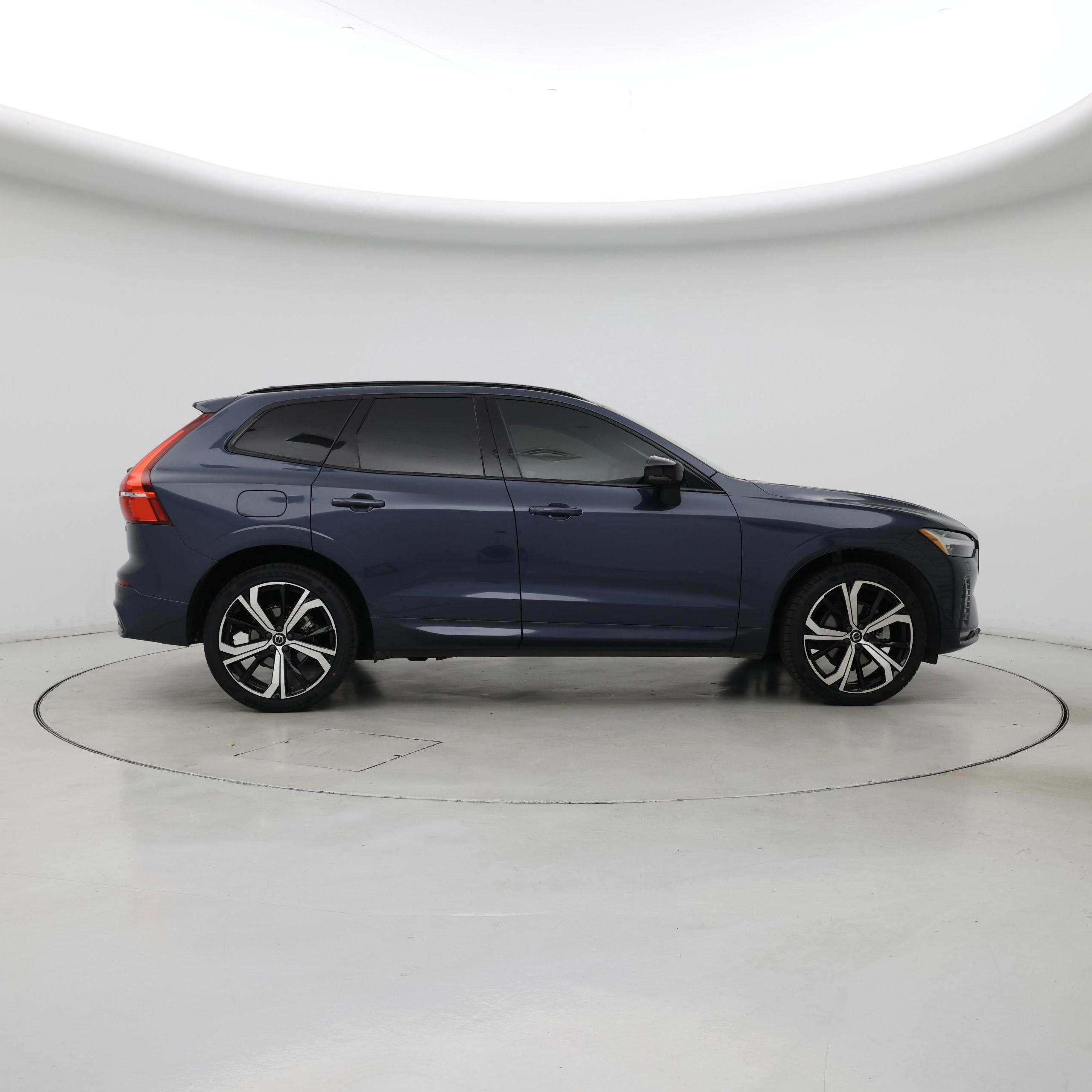 Thumbnail: 2022 Volvo XC60 - 7