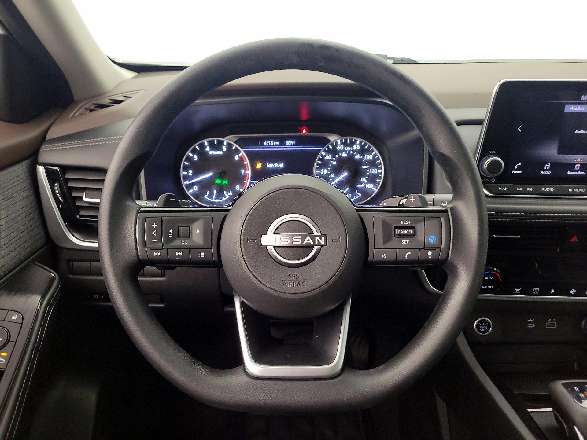Thumbnail: 2022 Nissan Rogue - 10