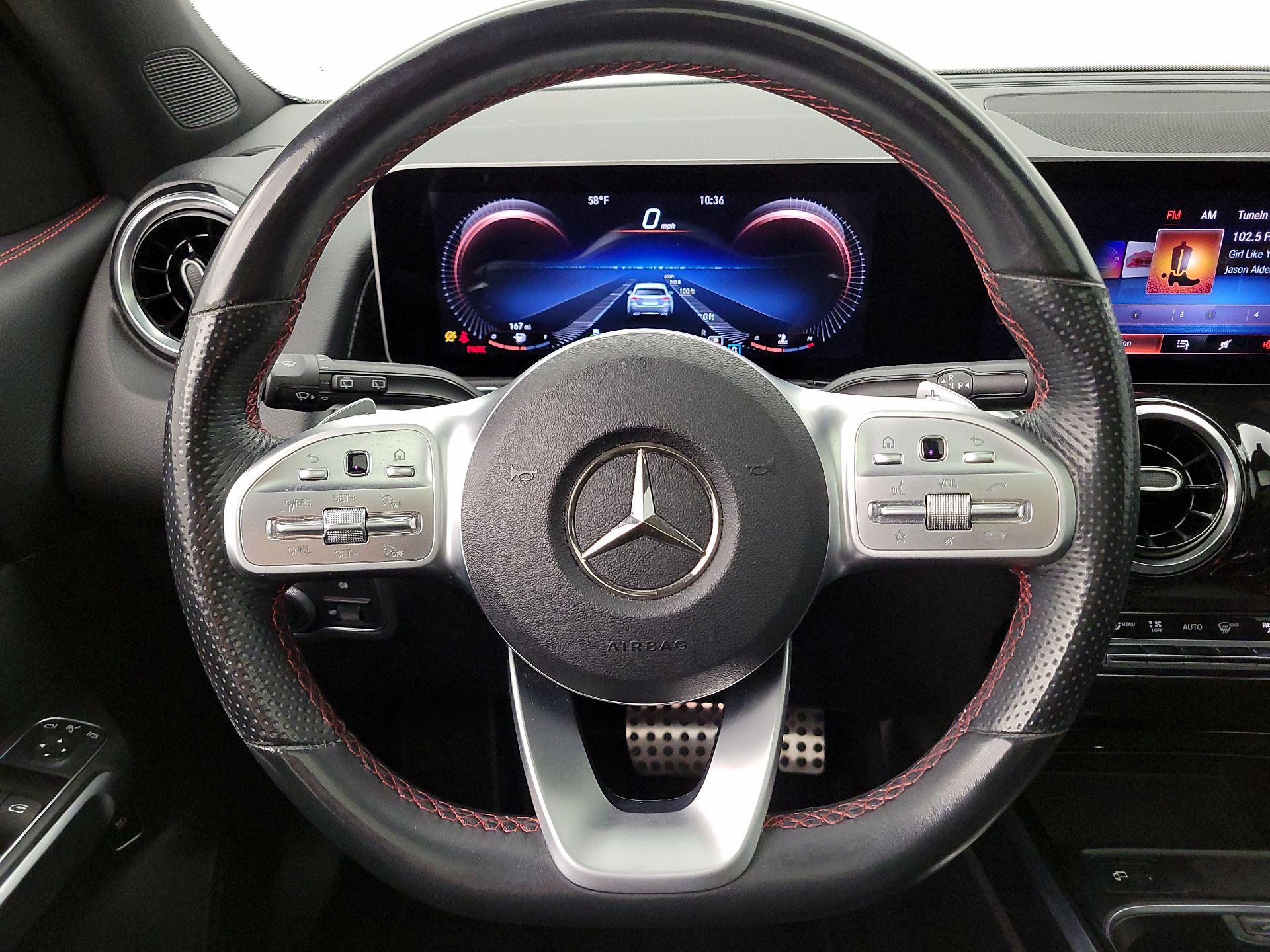 Thumbnail: 2020 Mercedes-Benz GLB - 10