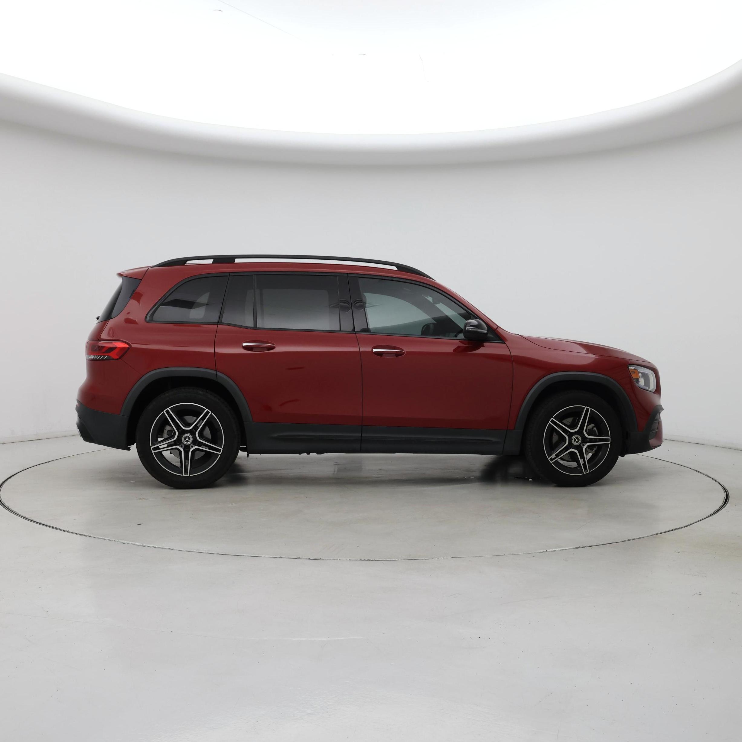 Thumbnail: 2020 Mercedes-Benz GLB - 7