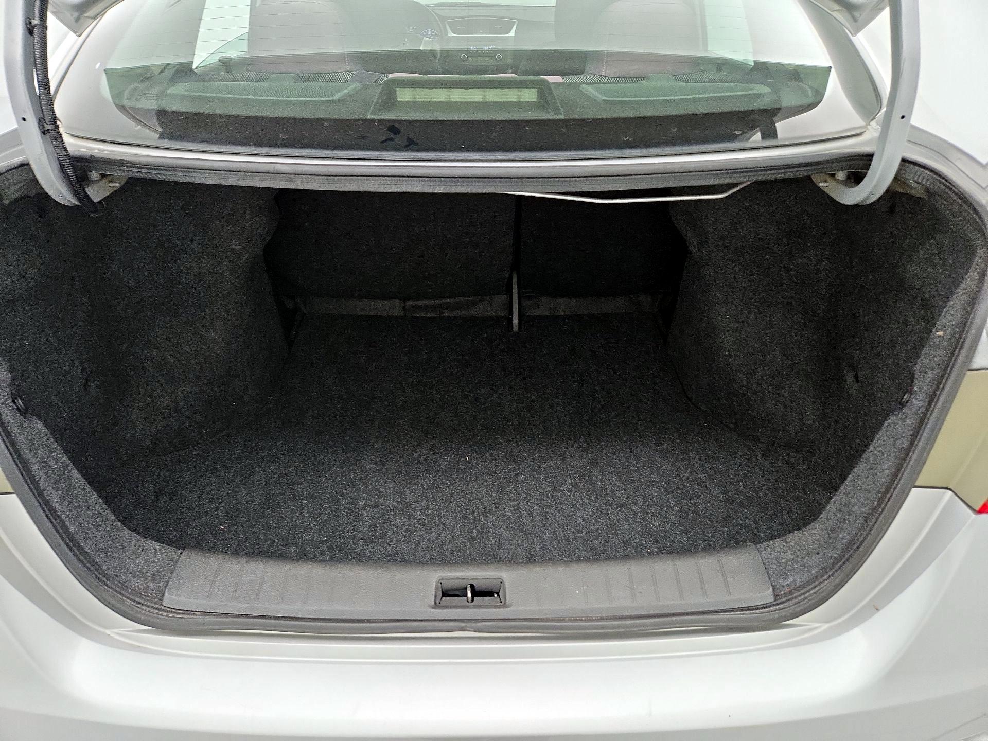 Thumbnail: 2014 Nissan Sentra - 19