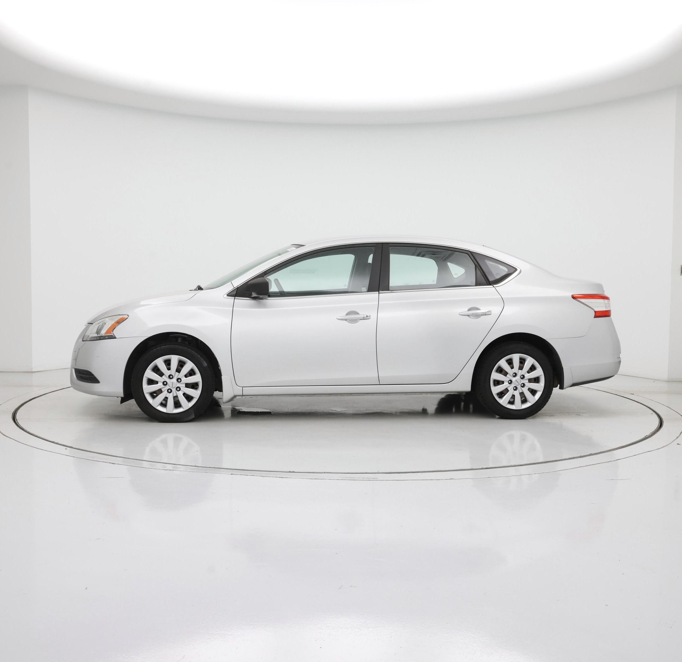 Thumbnail: 2014 Nissan Sentra - 3