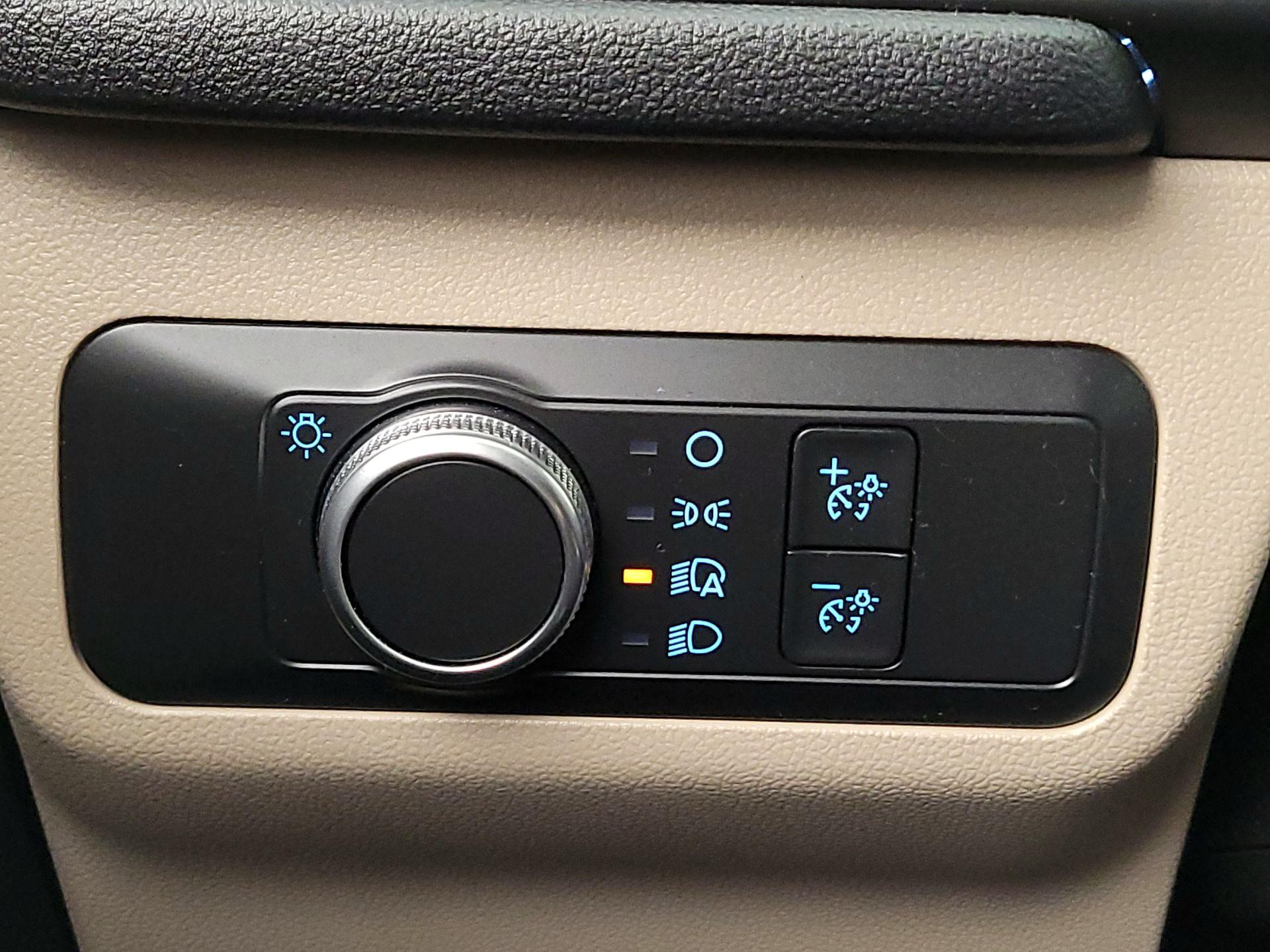 Thumbnail: 2020 Ford Escape - 13