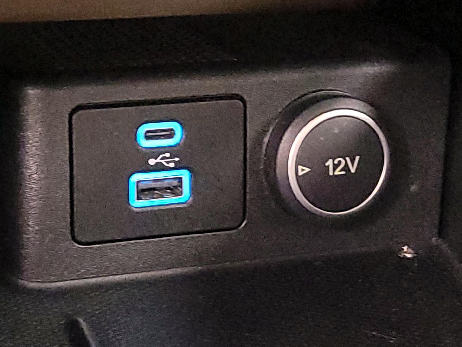 Thumbnail: 2020 Ford Escape - 18