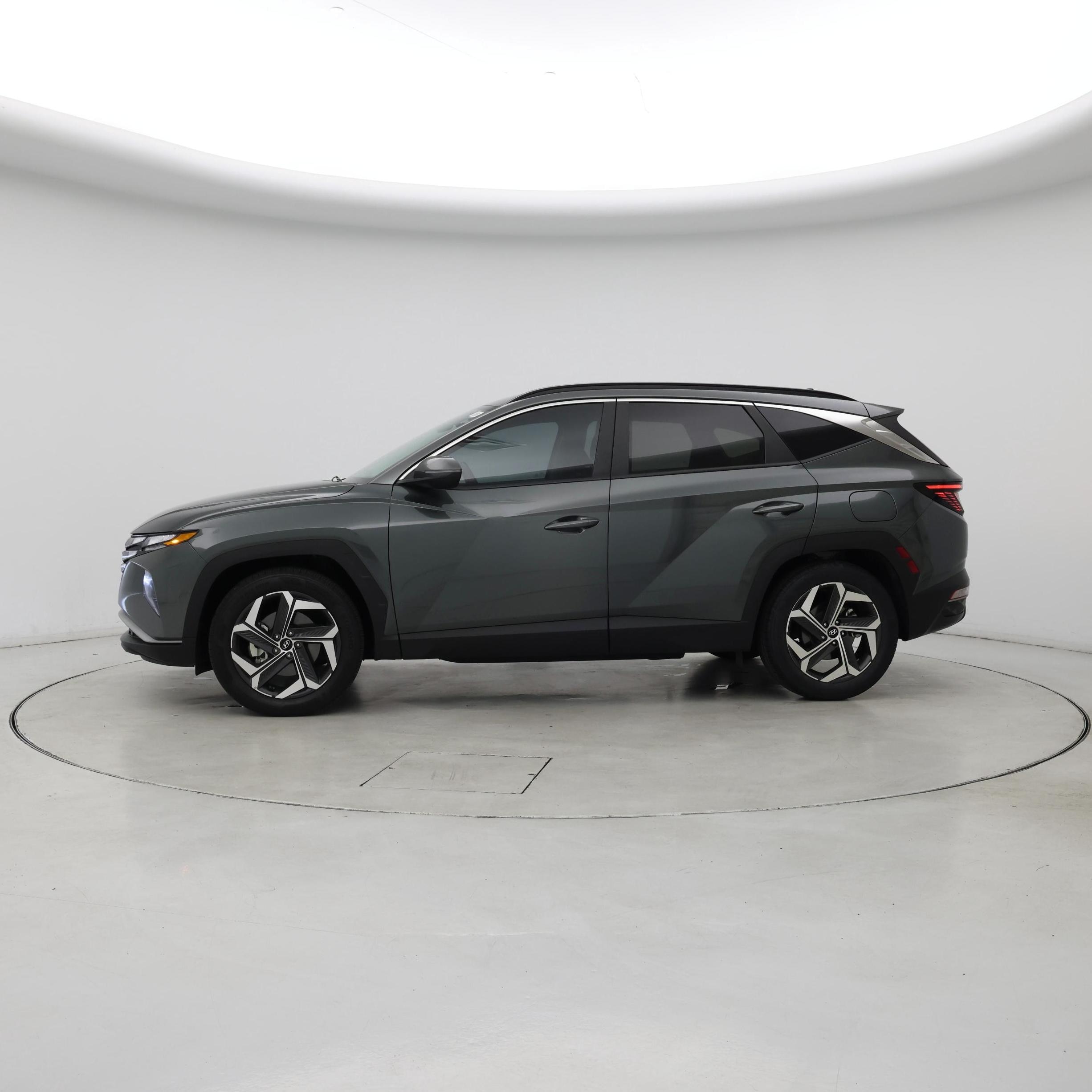 Thumbnail: 2022 Hyundai Tucson - 3