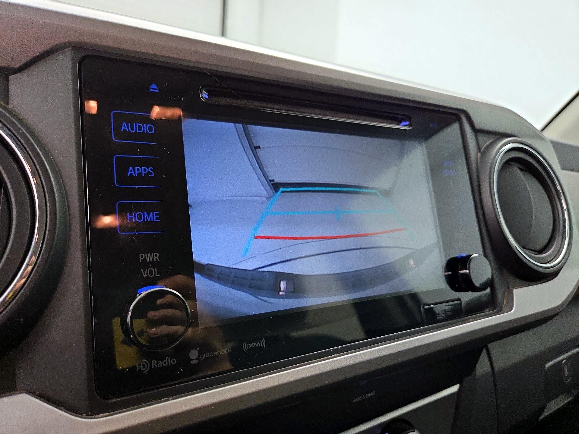 Thumbnail: 2019 Toyota Tacoma - 14