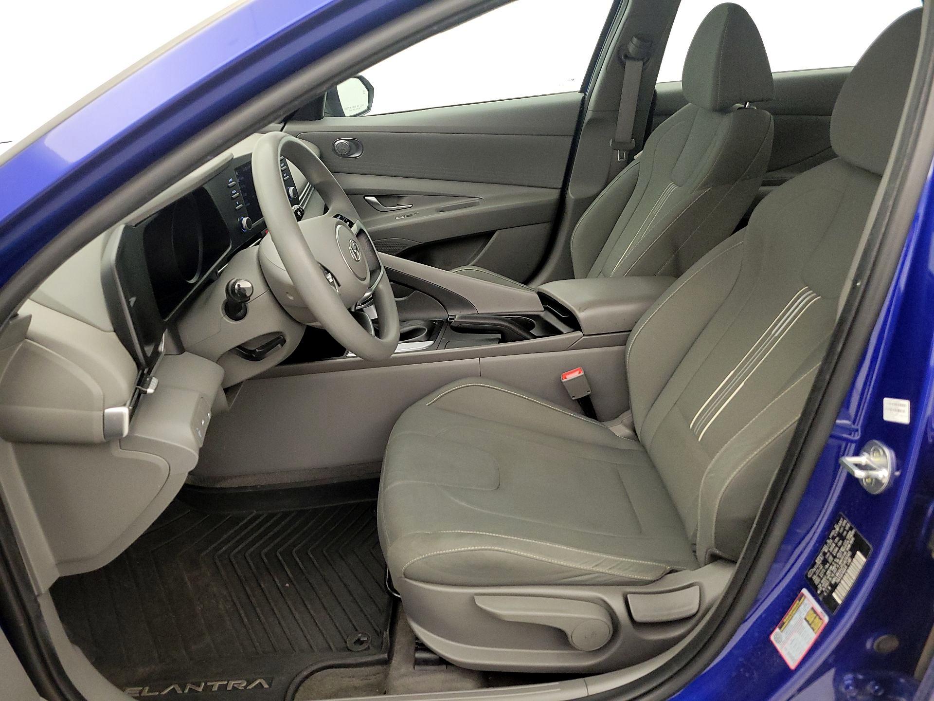 Thumbnail: 2023 Hyundai Elantra - 11