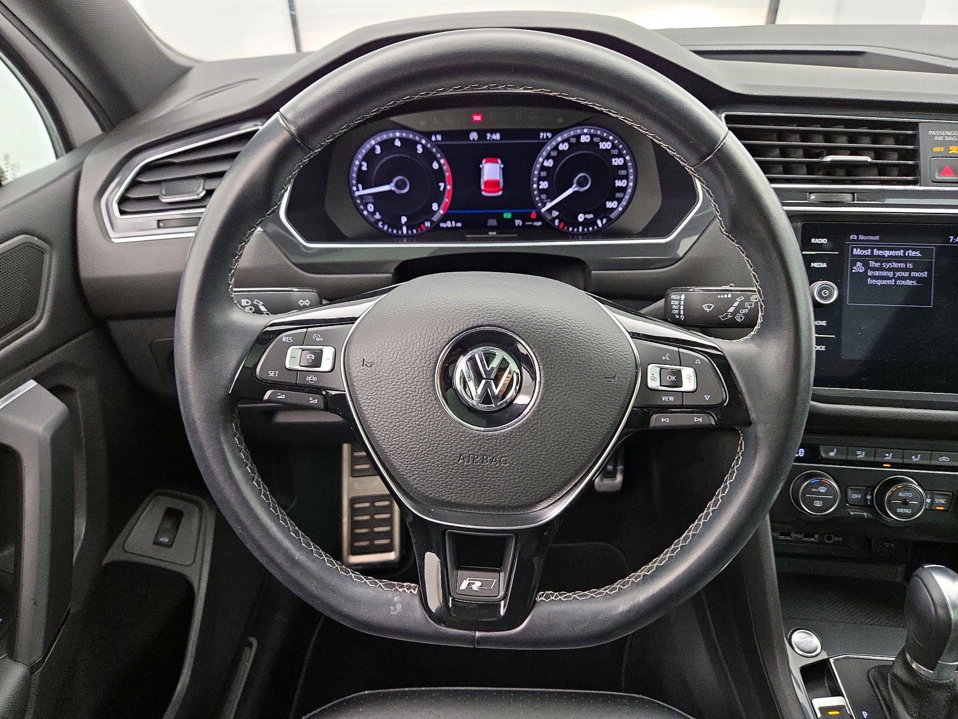Thumbnail: 2019 Volkswagen Tiguan - 10