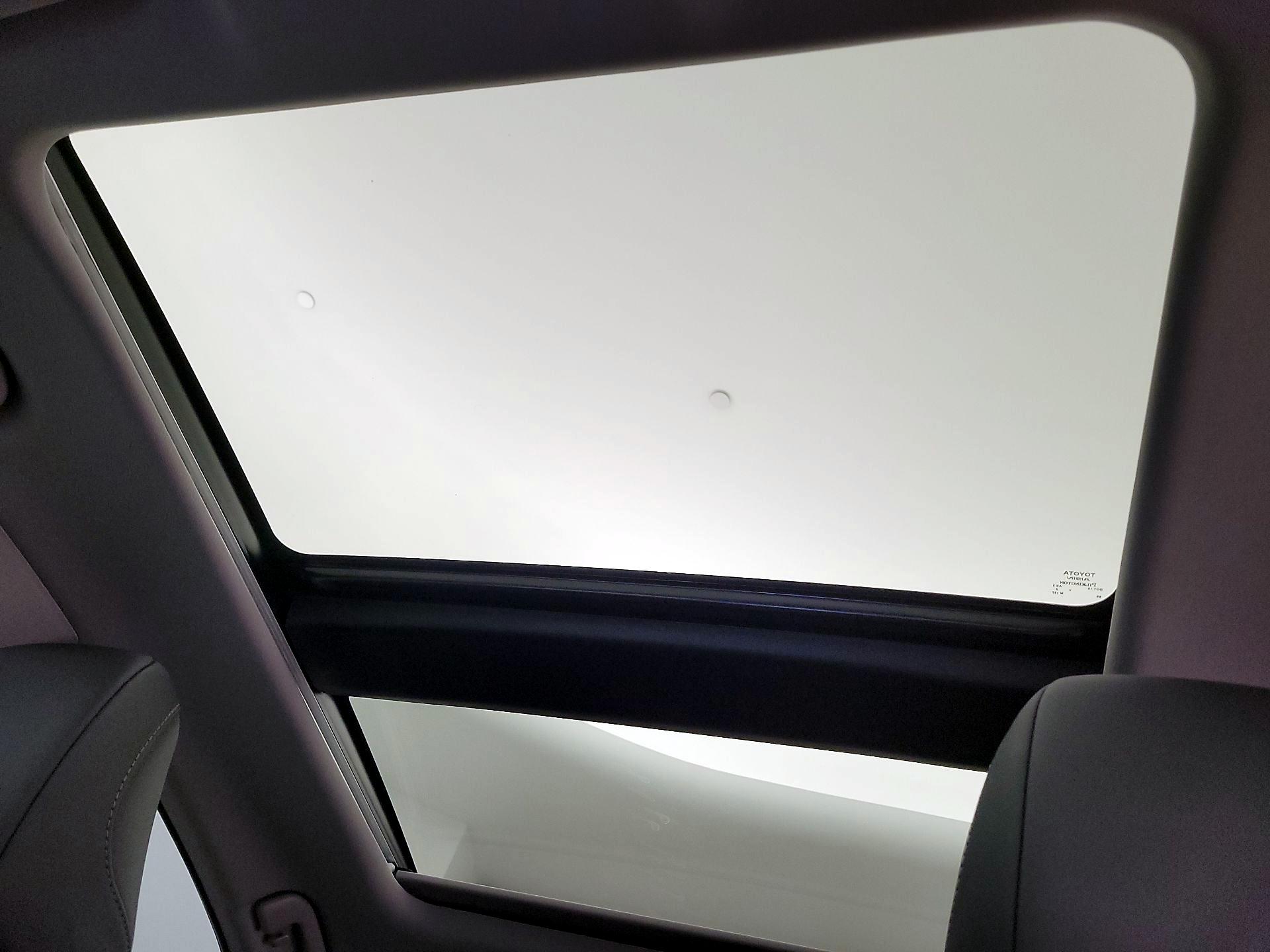 Thumbnail: 2024 Toyota Camry - 19