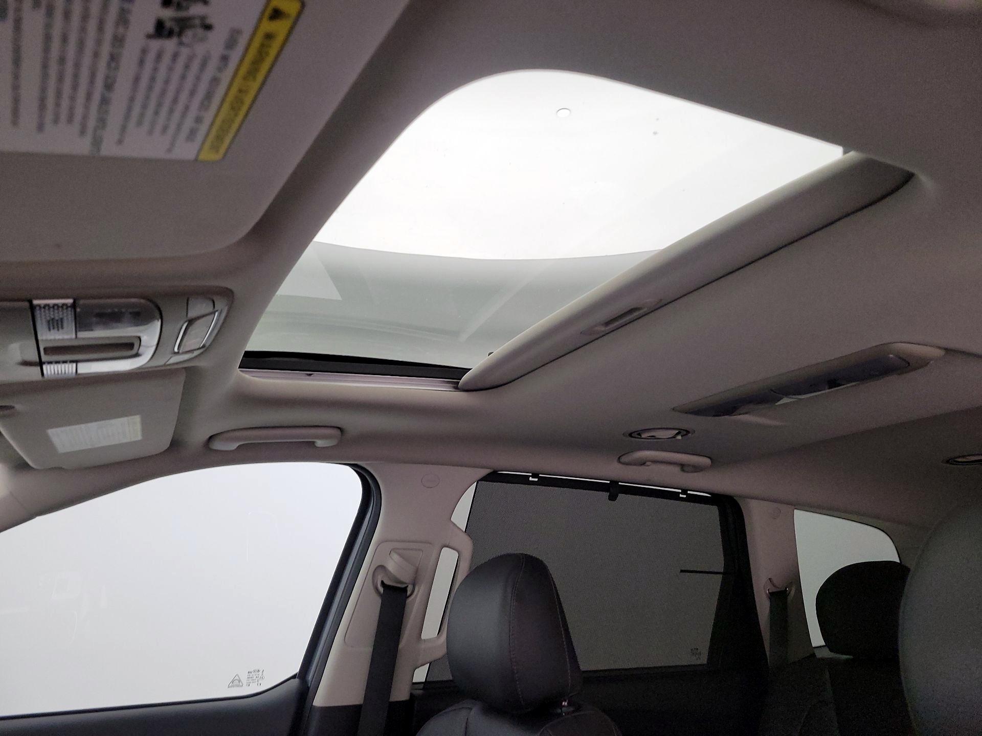 Thumbnail: 2020 Kia Telluride - 20