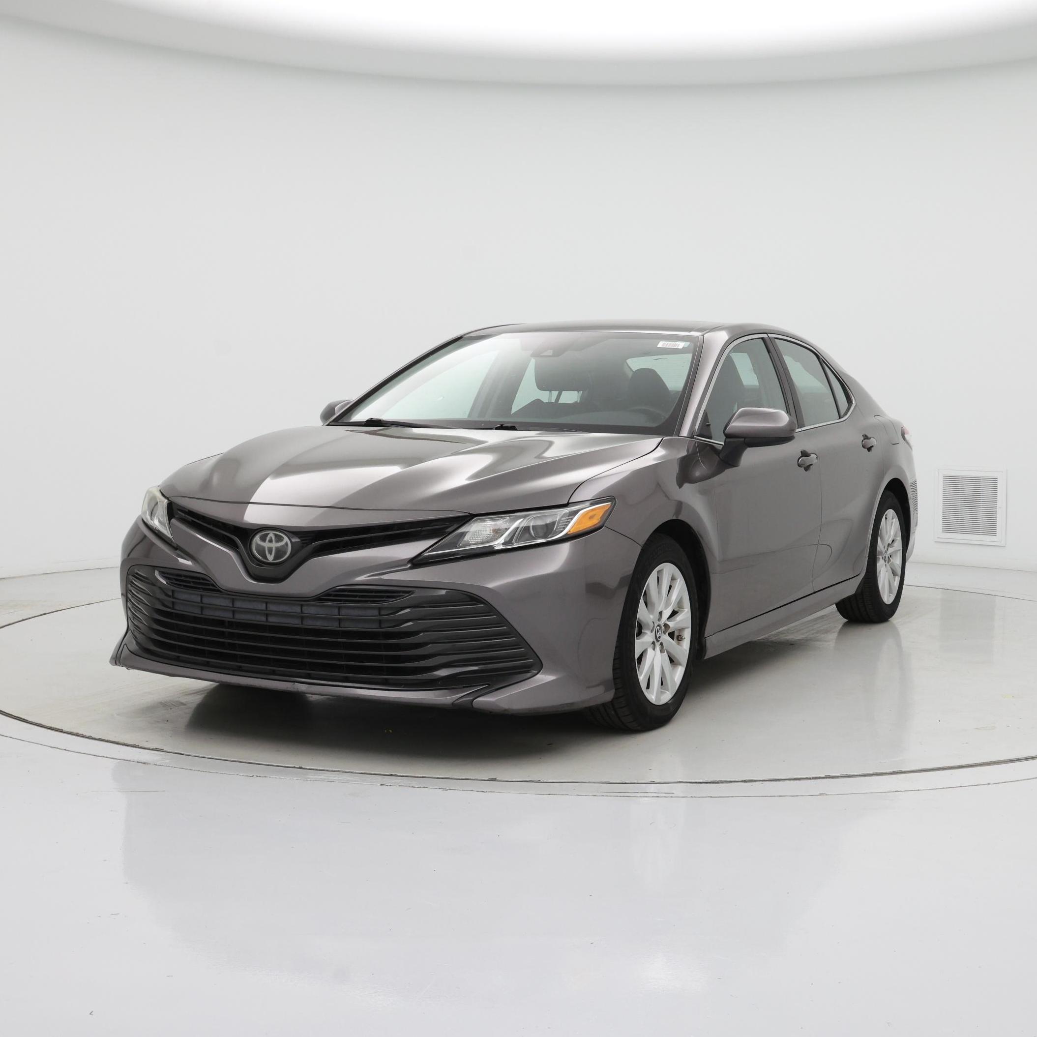 Thumbnail: 2019 Toyota Camry - 4