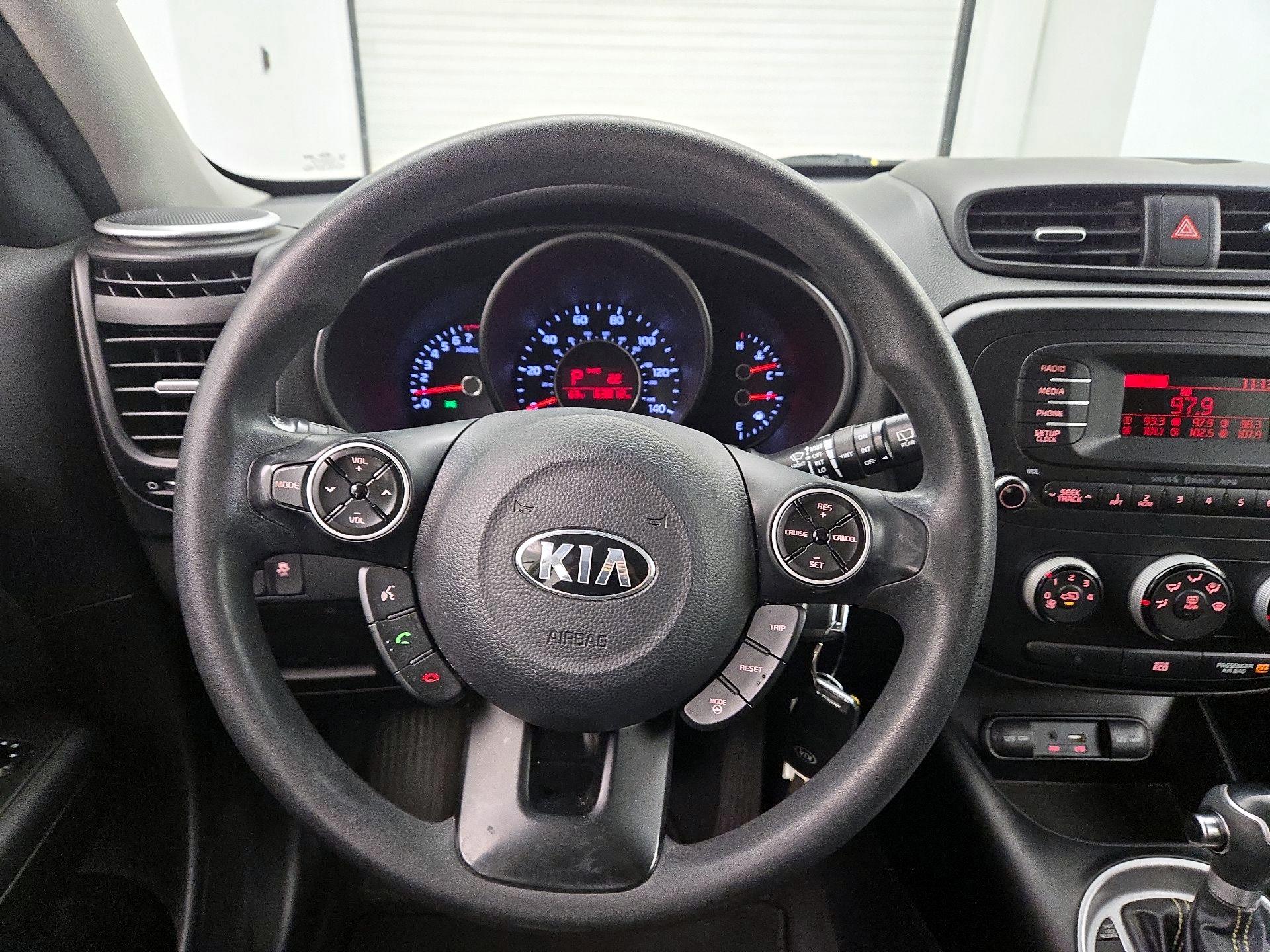 Thumbnail: 2015 Kia Soul - 10