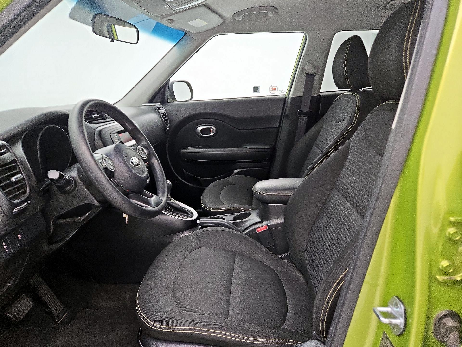 Thumbnail: 2015 Kia Soul - 11