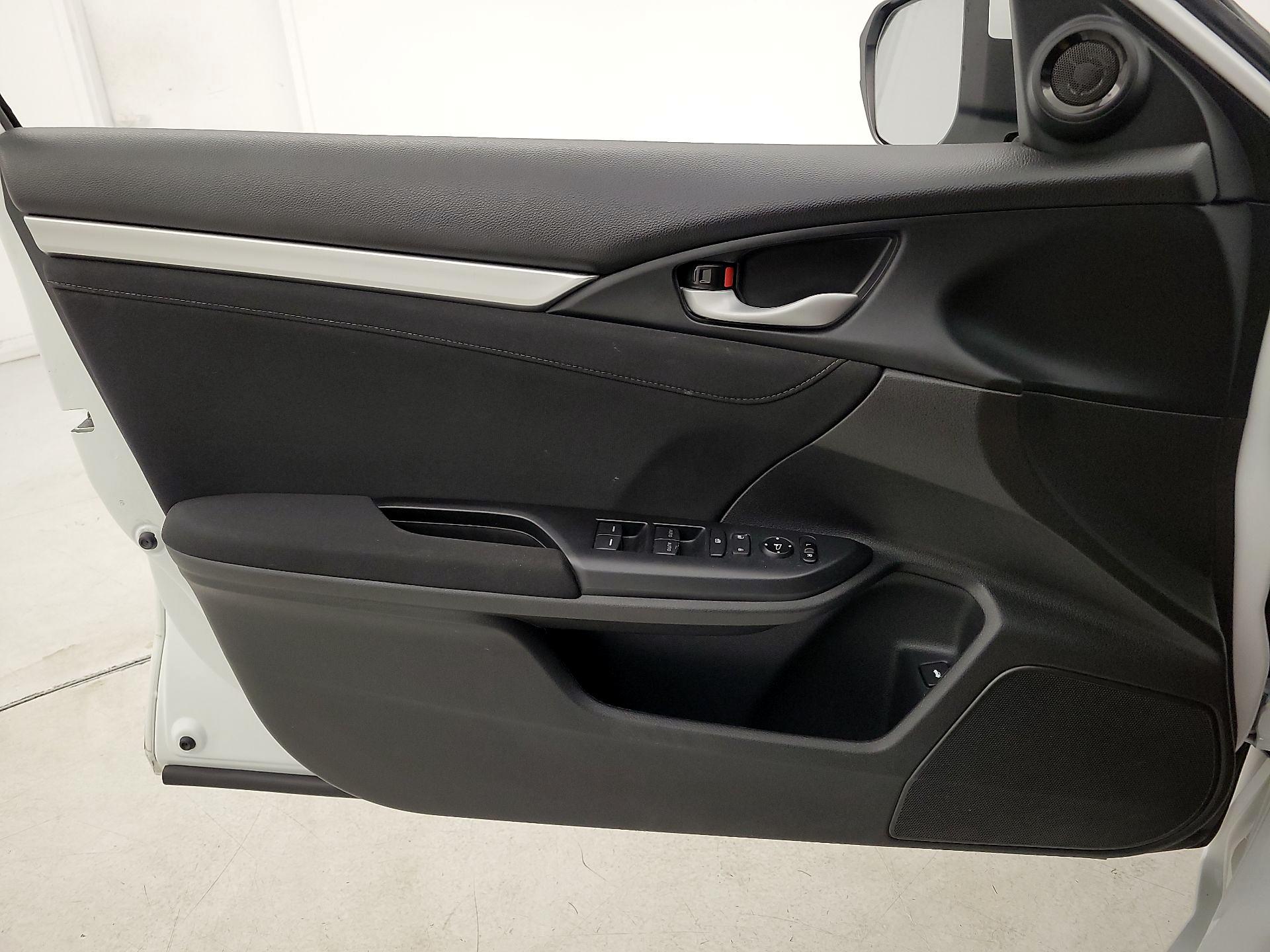 Thumbnail: 2020 Honda Civic - 12