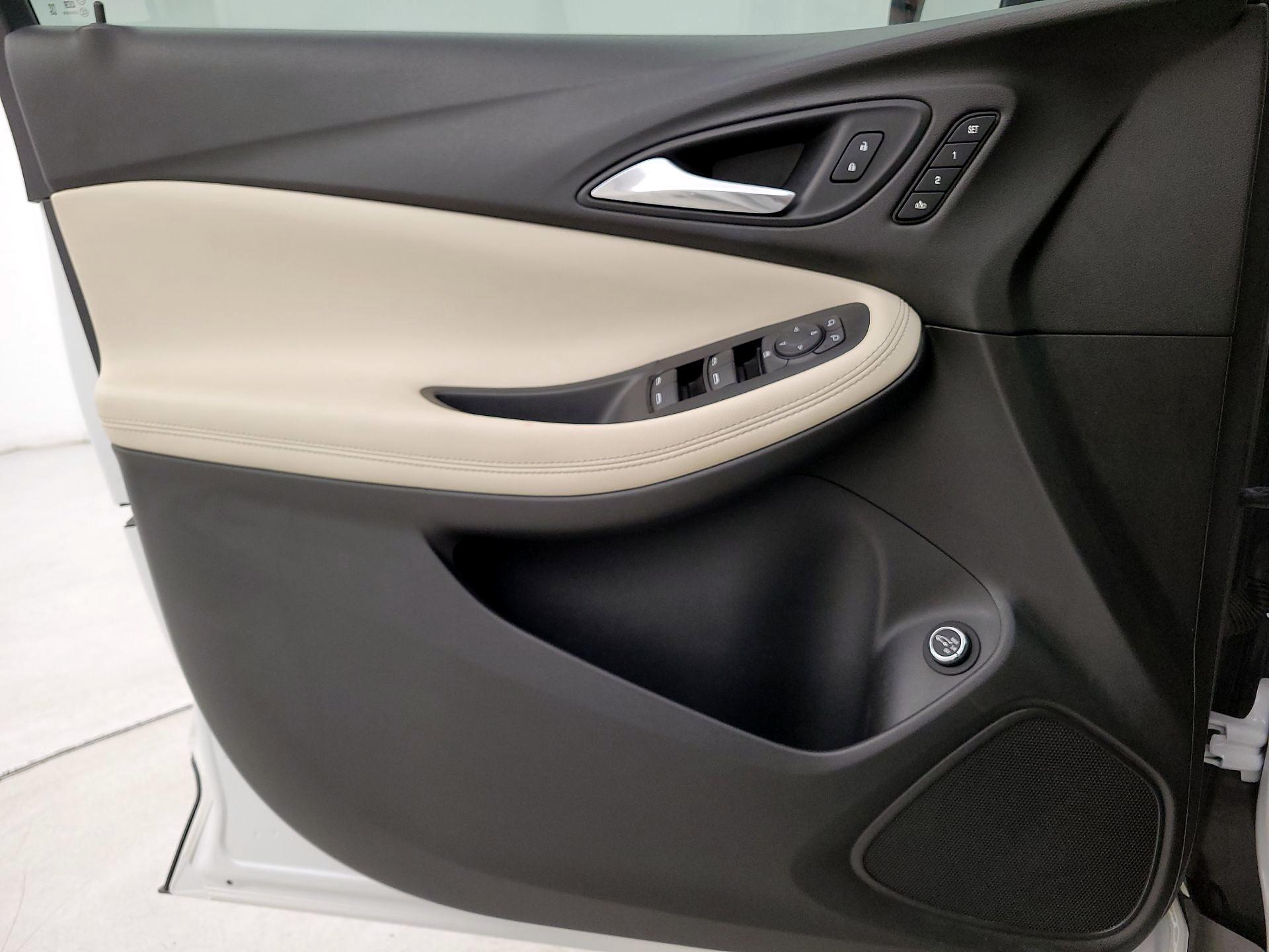 Thumbnail: 2020 Buick Encore GX - 12
