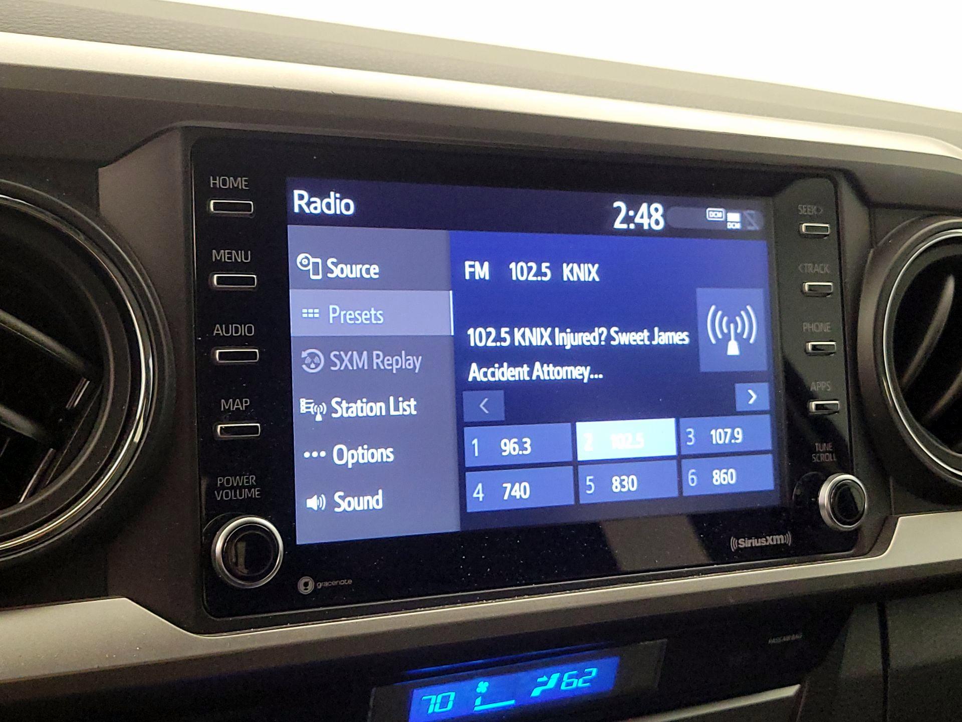 Thumbnail: 2022 Toyota Tacoma - 15