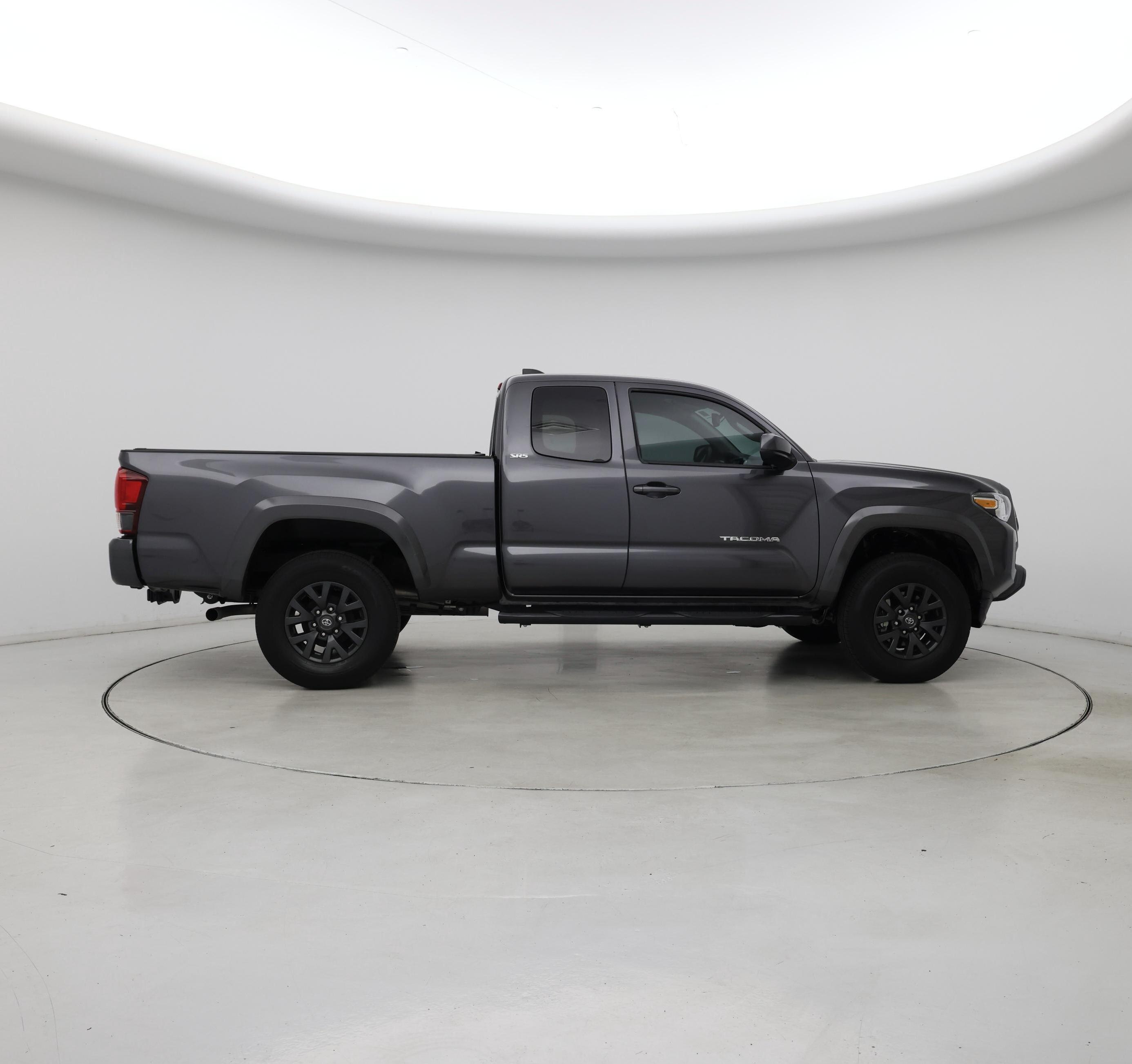 Thumbnail: 2022 Toyota Tacoma - 7