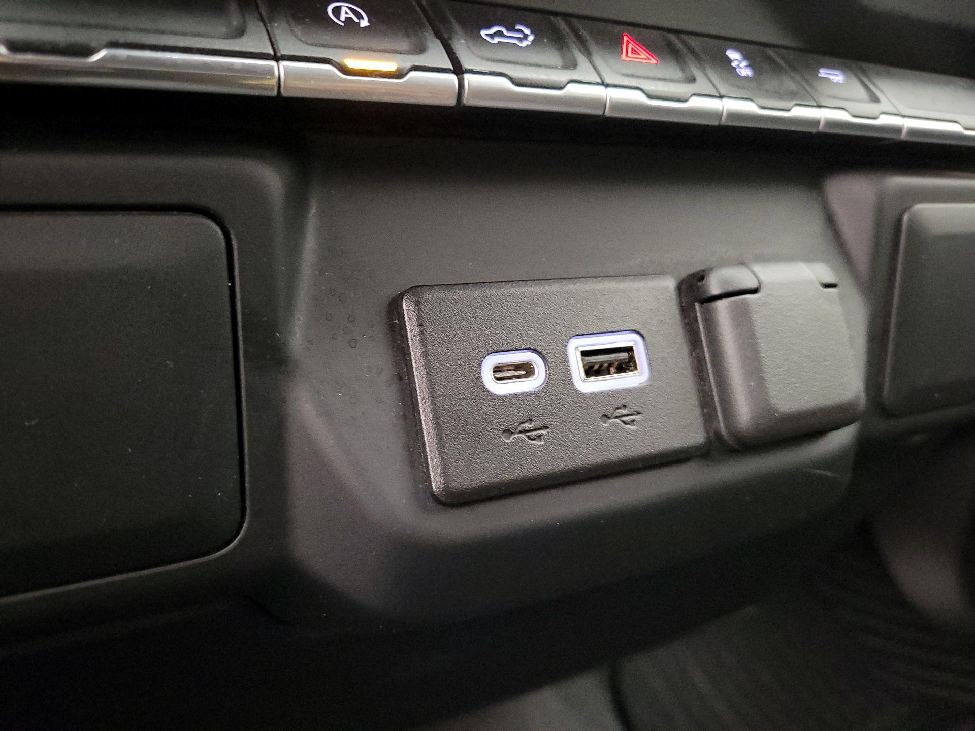 Thumbnail: 2022 Chevrolet Silverado 1500 - 18