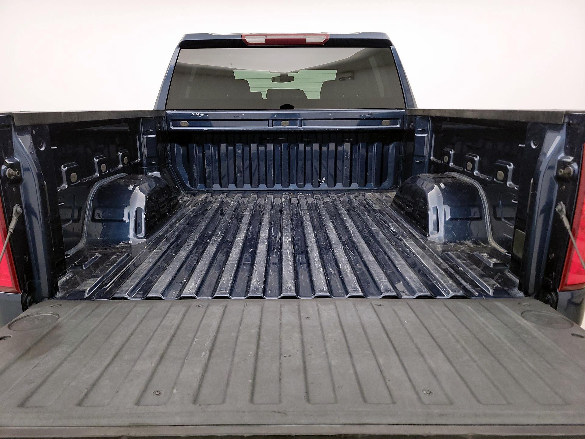 Thumbnail: 2022 Chevrolet Silverado 1500 - 20