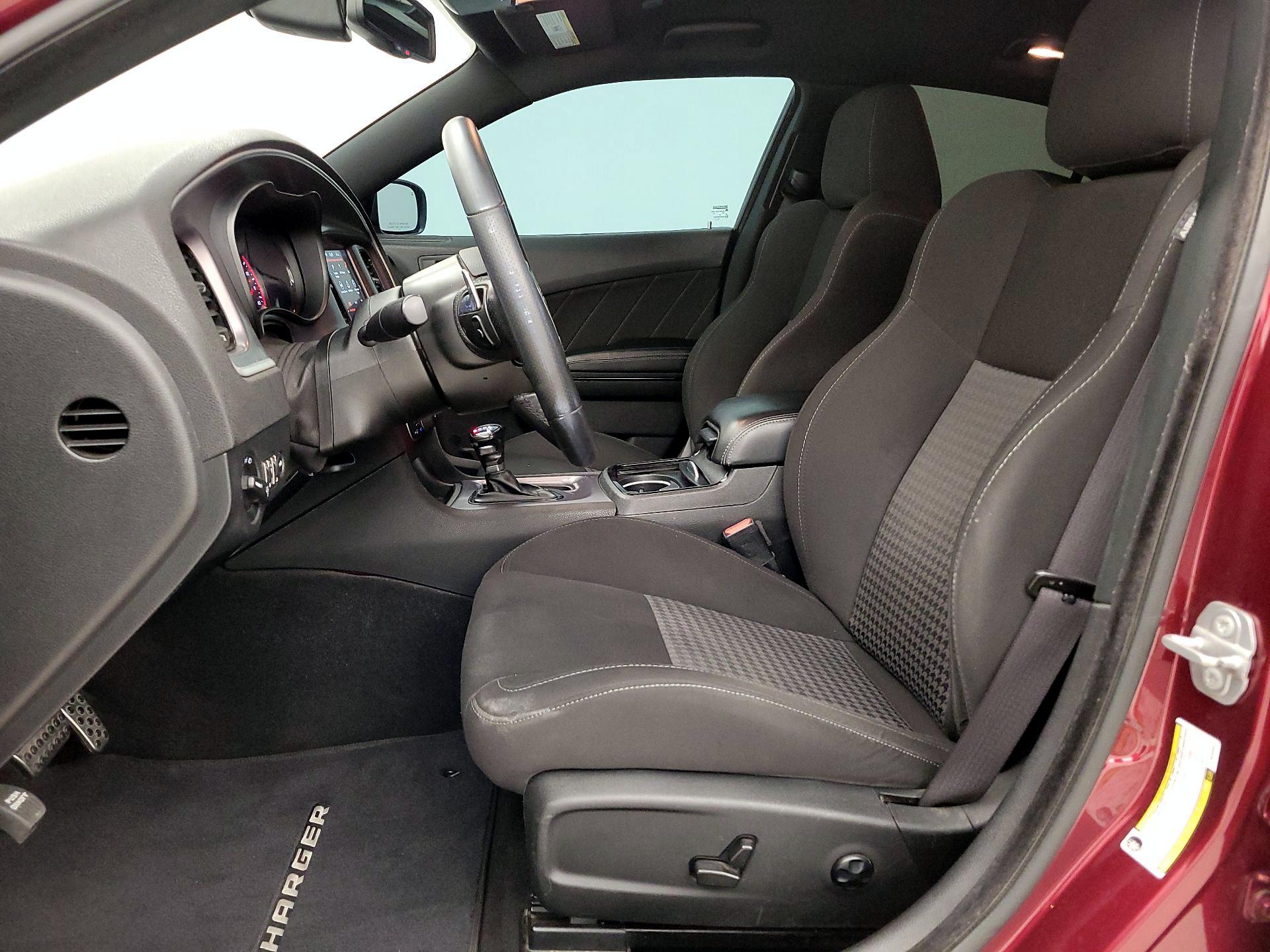 Thumbnail: 2021 Dodge Charger - 11