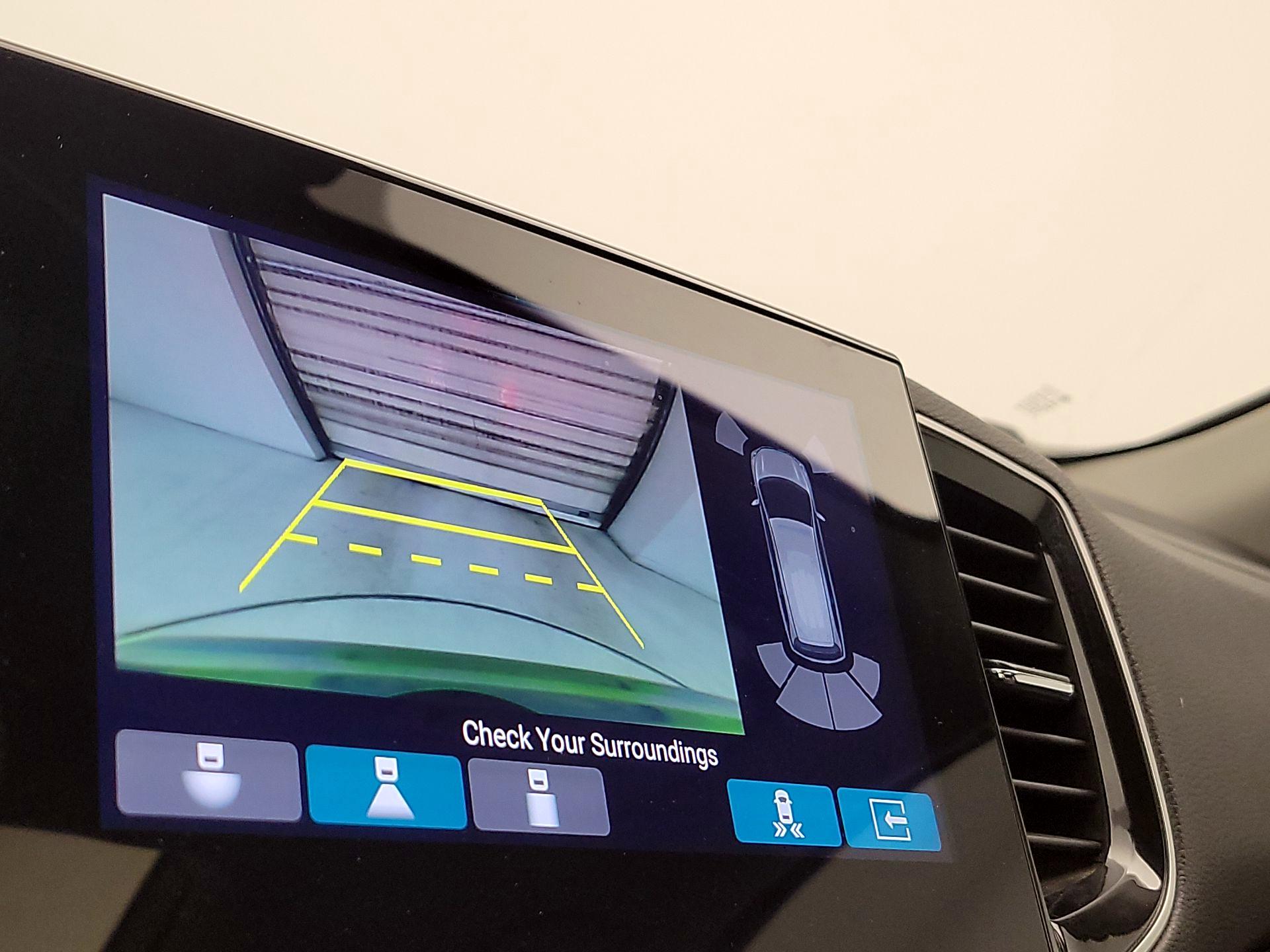 Thumbnail: 2019 Honda Pilot - 15