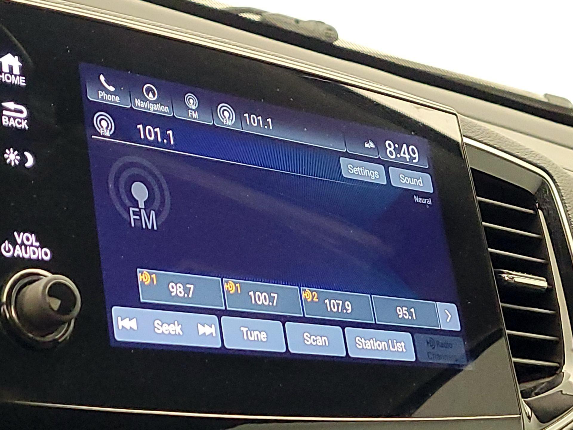 Thumbnail: 2019 Honda Pilot - 16