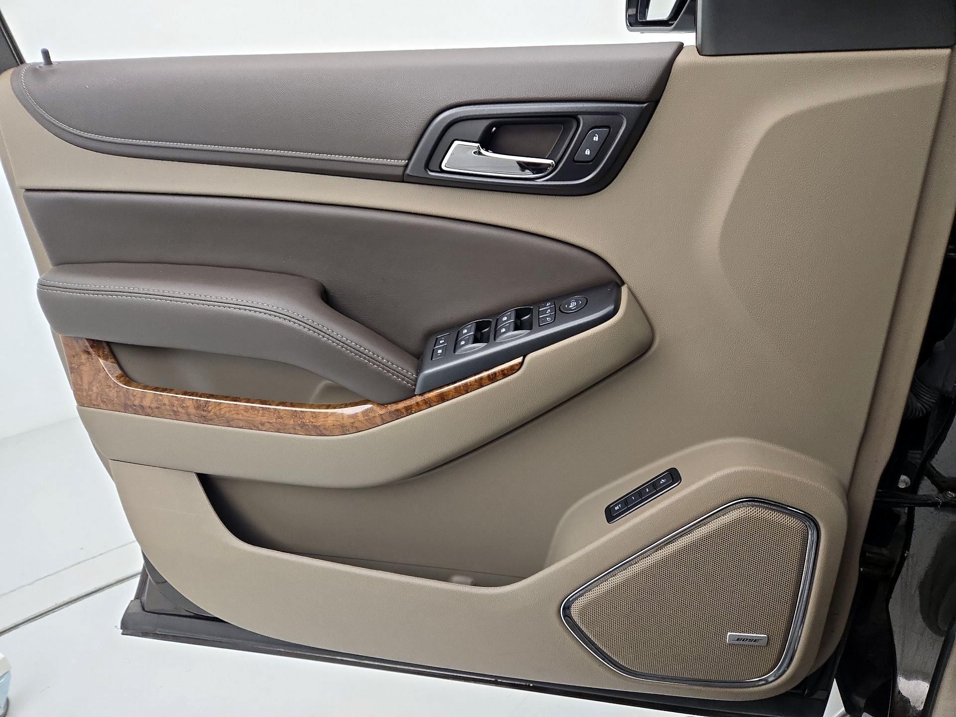 Thumbnail: 2018 Chevrolet Tahoe - 12