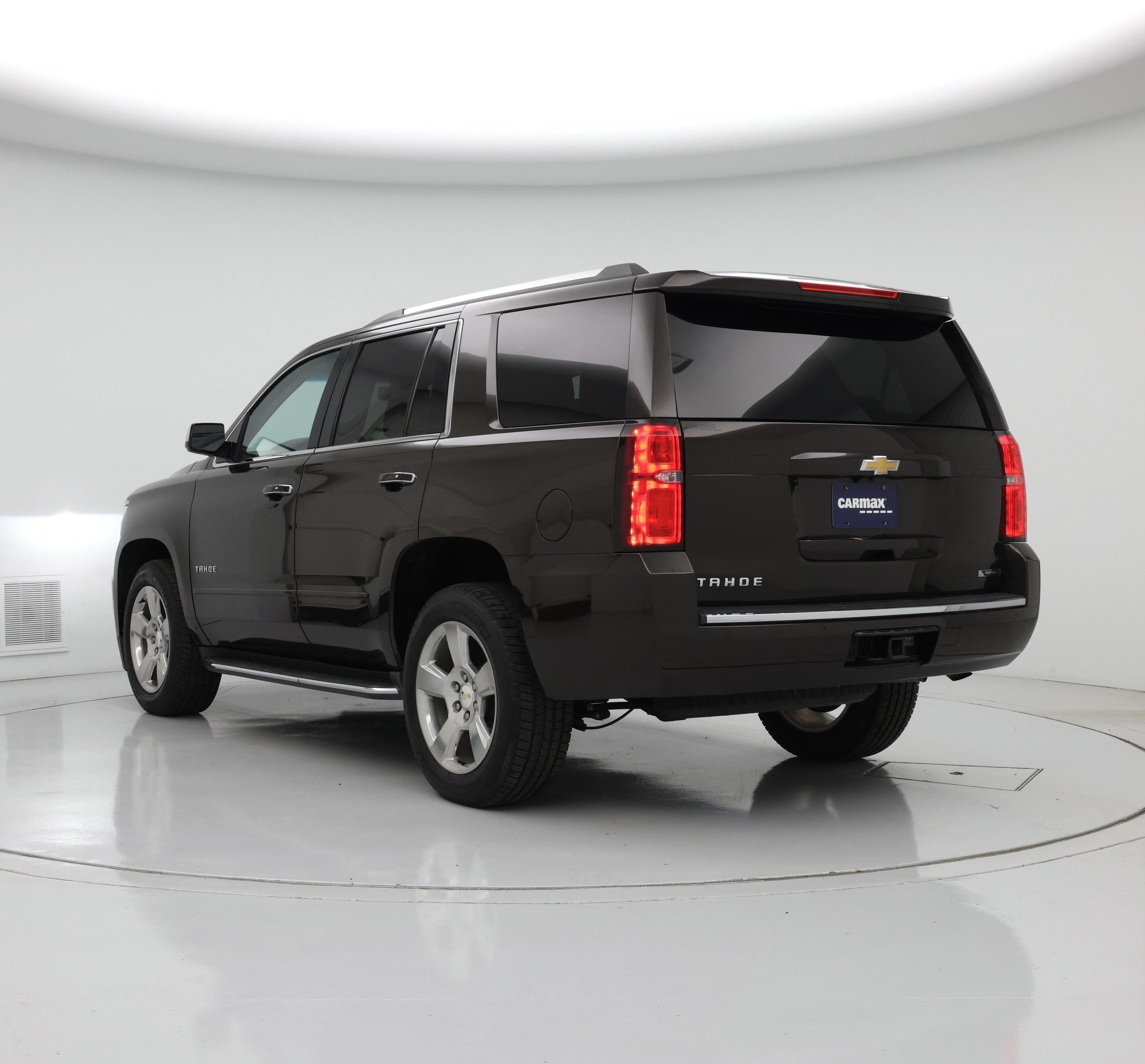 Thumbnail: 2018 Chevrolet Tahoe - 2